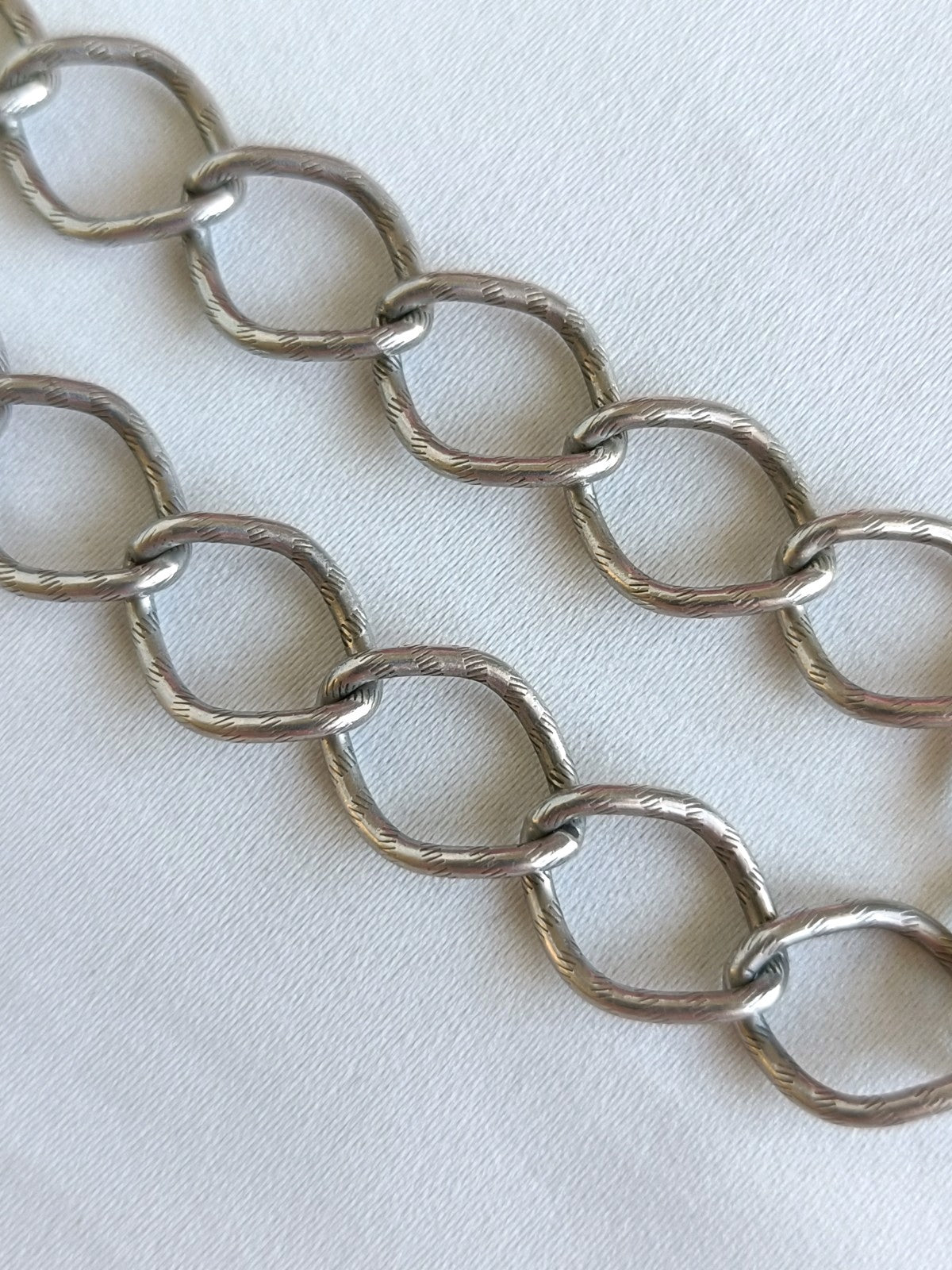 7496172