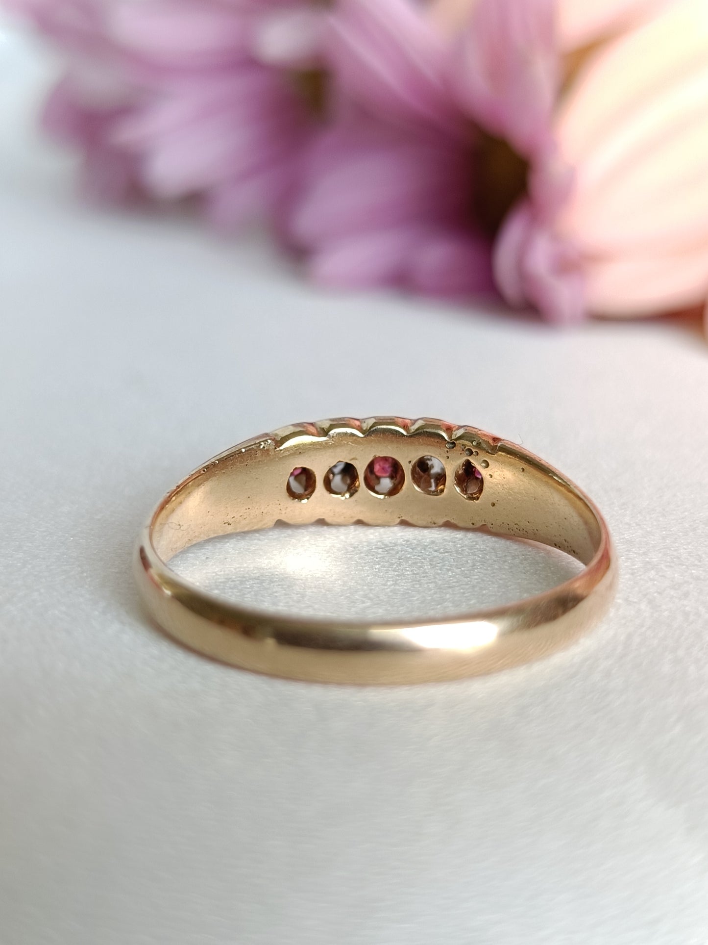 Antique Victorian 15ct yellow gold garnet & diamond 5 stone boat ring size 7 US or N UK