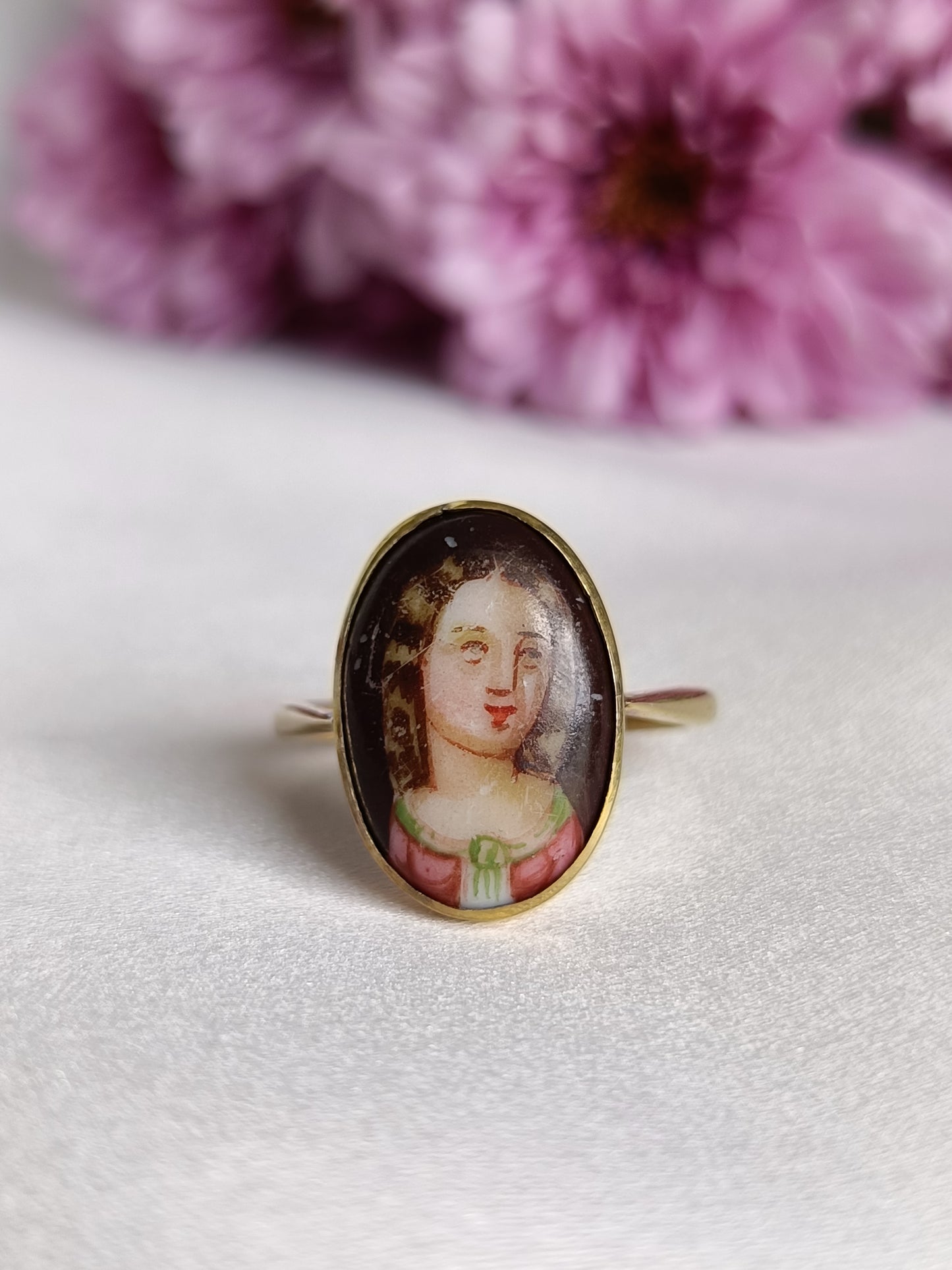 Antique French 14ct yellow gold & hand painted porcelain portrait ring size 7 US or N UK