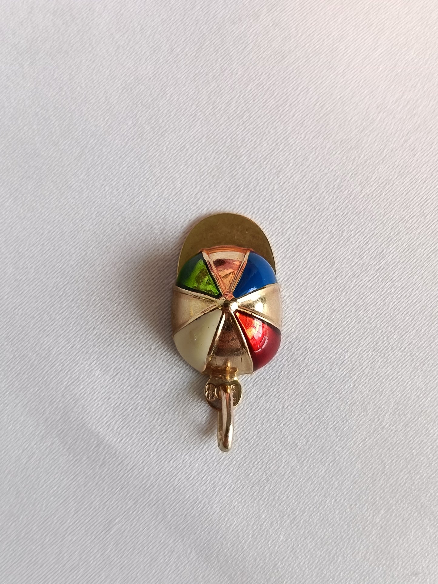 Preloved UNOAERRE 9ct yellow gold & enamel jockey cap hat charm or pendant