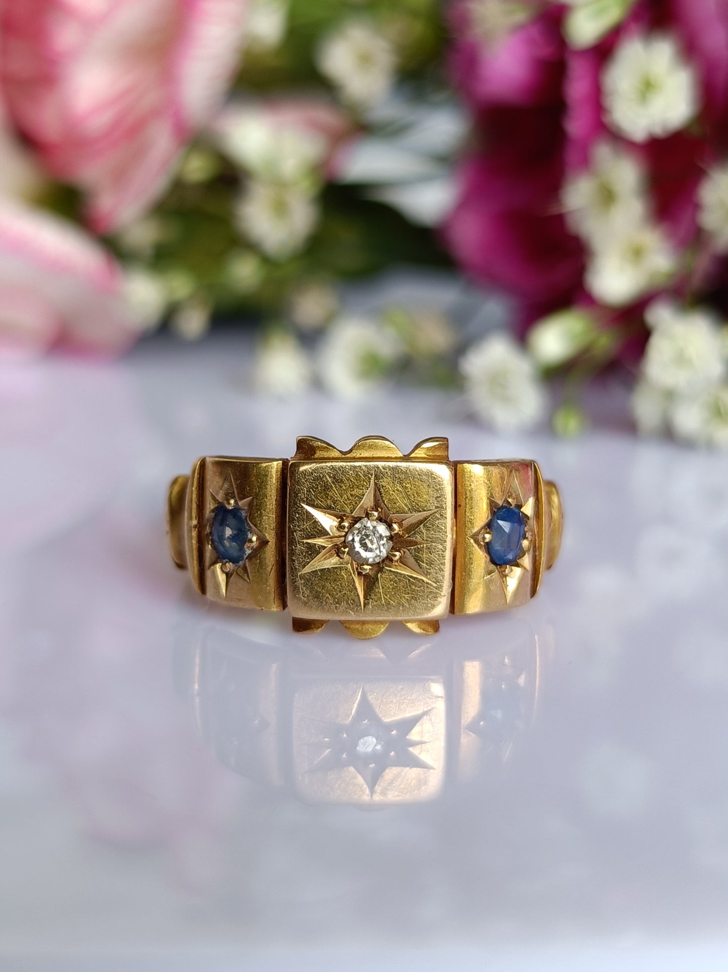 Antique 1901 18ct Gold Chester Assayed Diamond & Sapphire Flush Star Set Ring