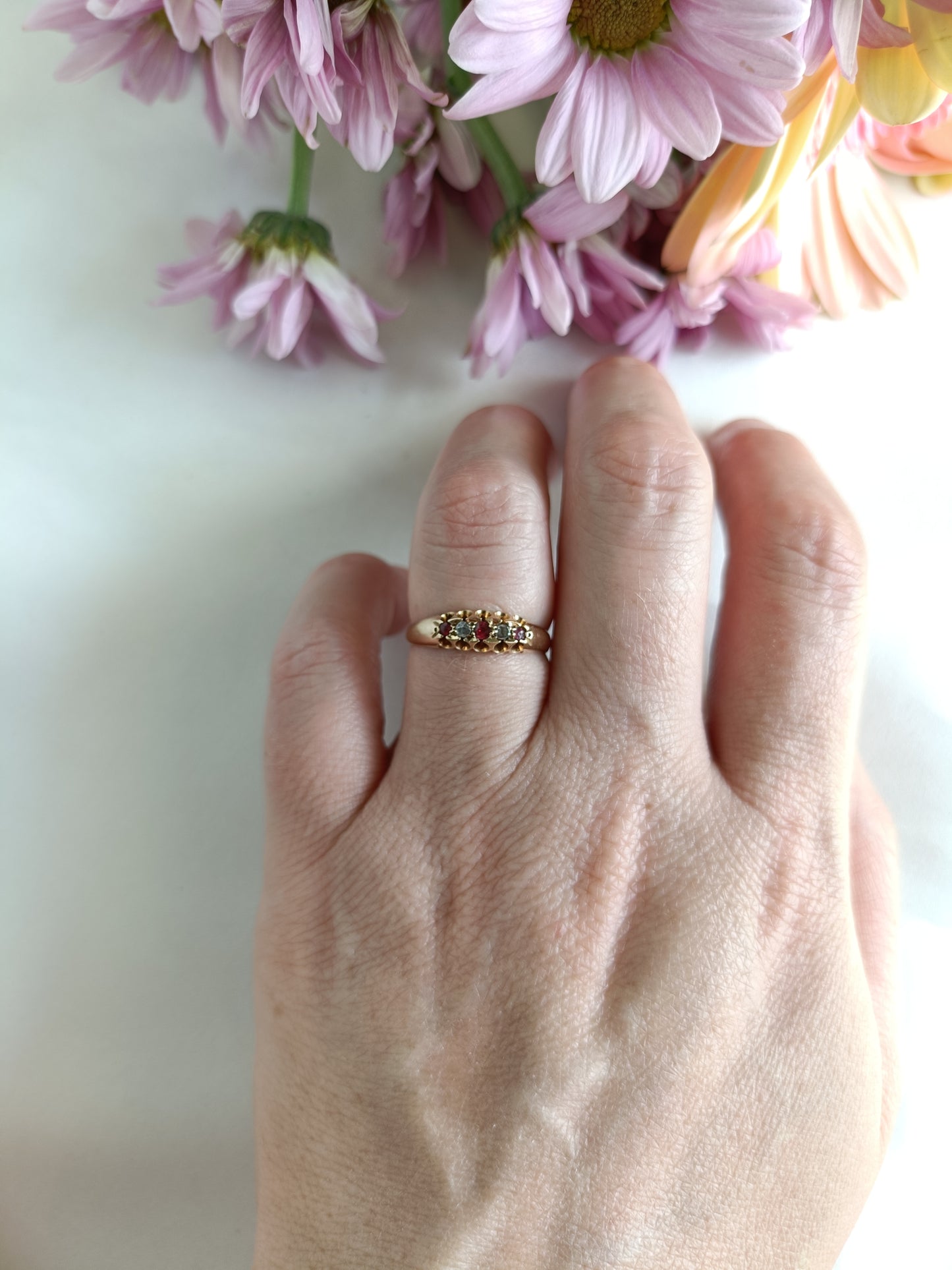 Antique Victorian 15ct yellow gold garnet & diamond 5 stone boat ring size 7 US or N UK