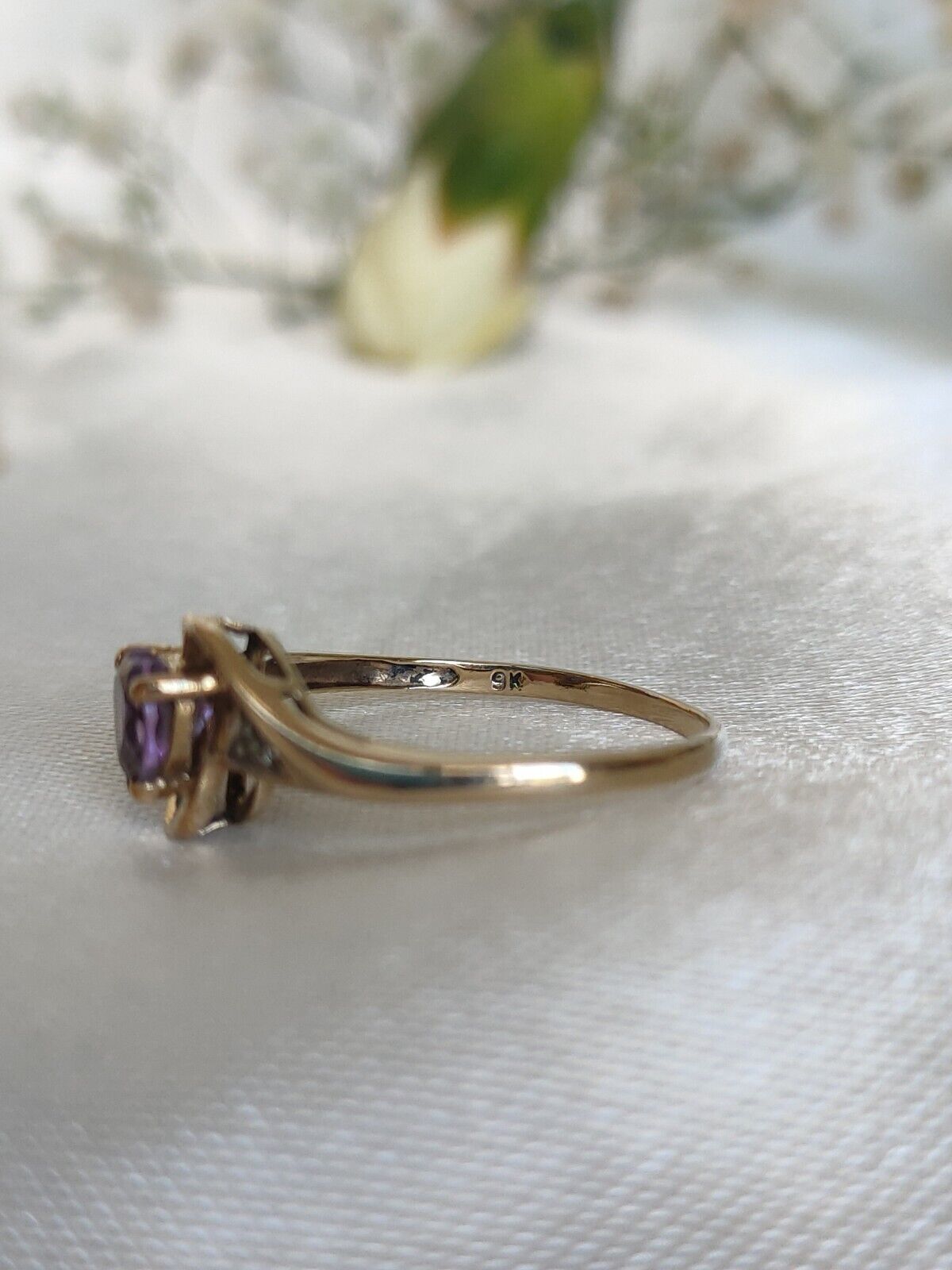 Gorgeous Solid 9ct Yellow Gold & Amethyst Heart Dress Ring Size 6 1/2 Or M