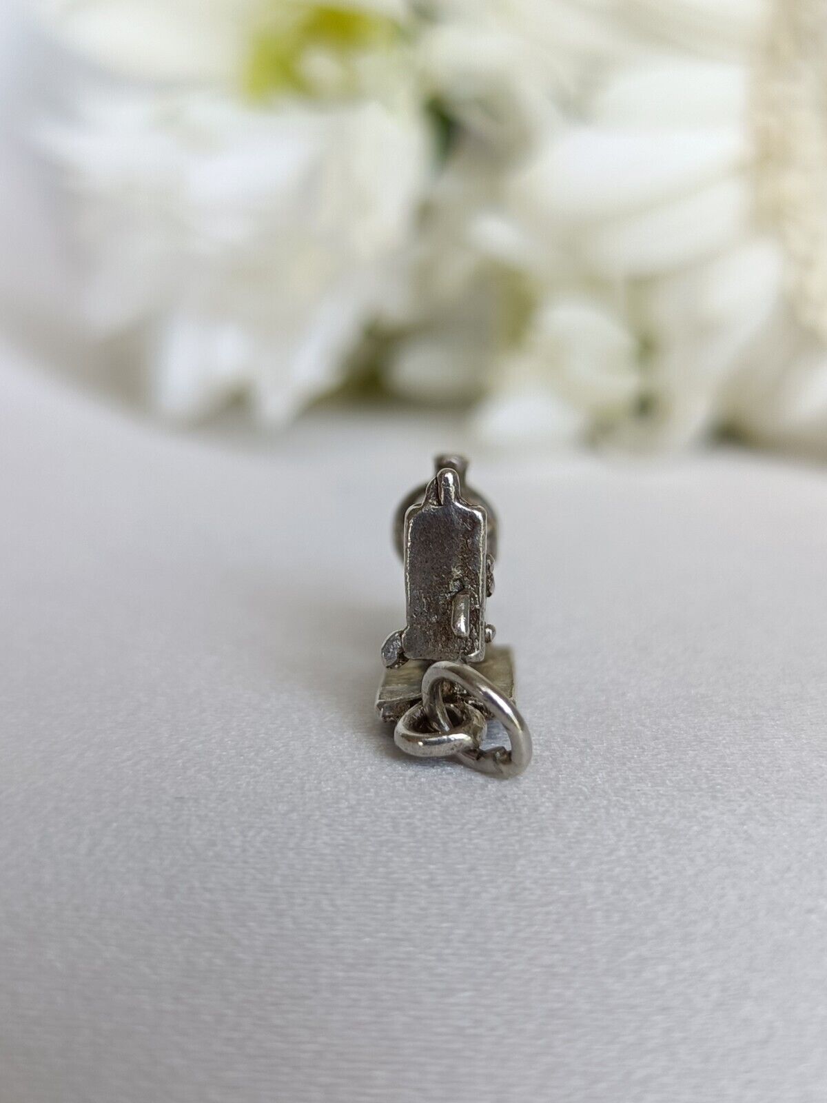 Vintage Sterling Silver Singer Sewing Machine Charm Or Pendant