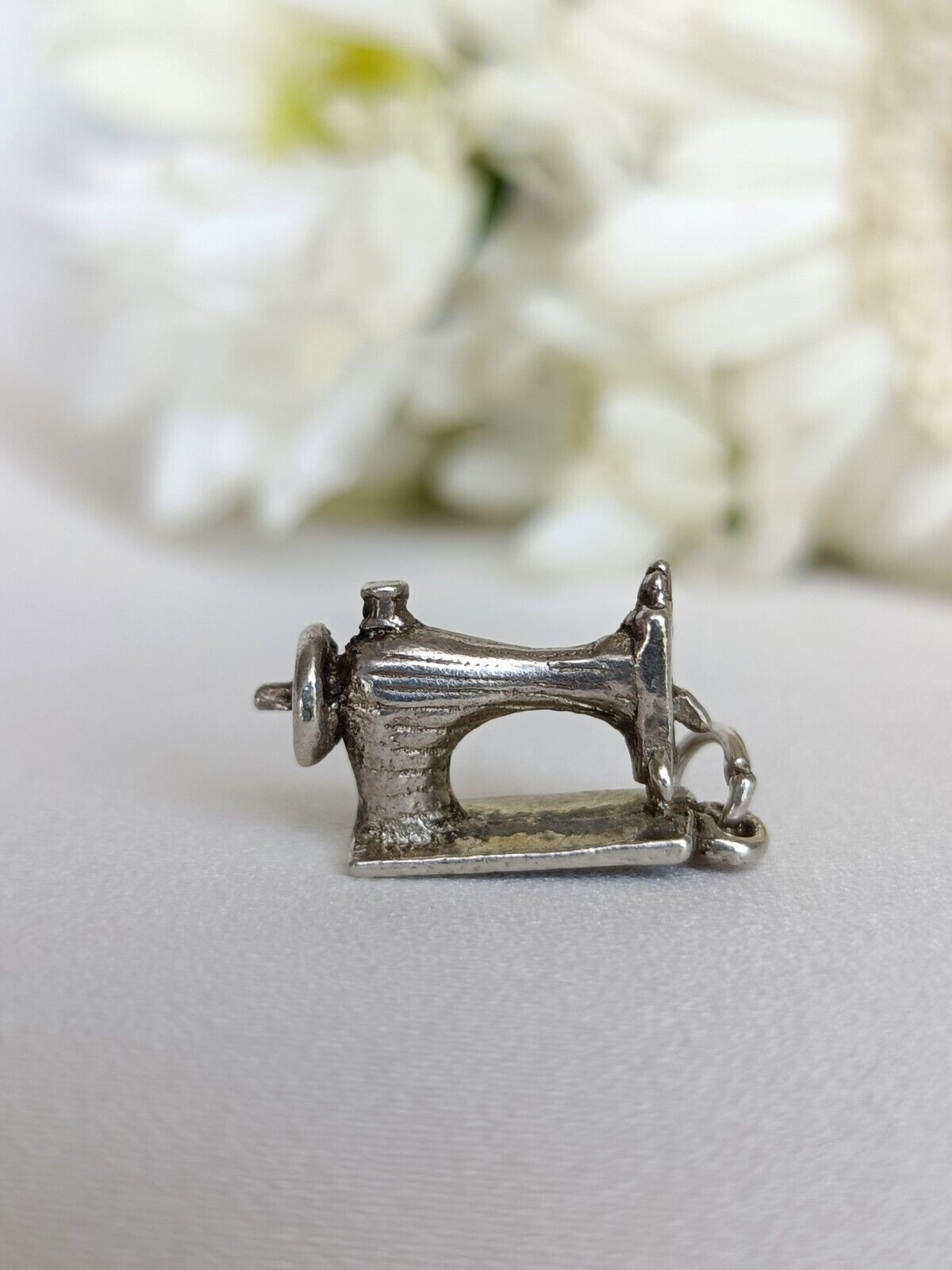 Vintage Sterling Silver Singer Sewing Machine Charm Or Pendant