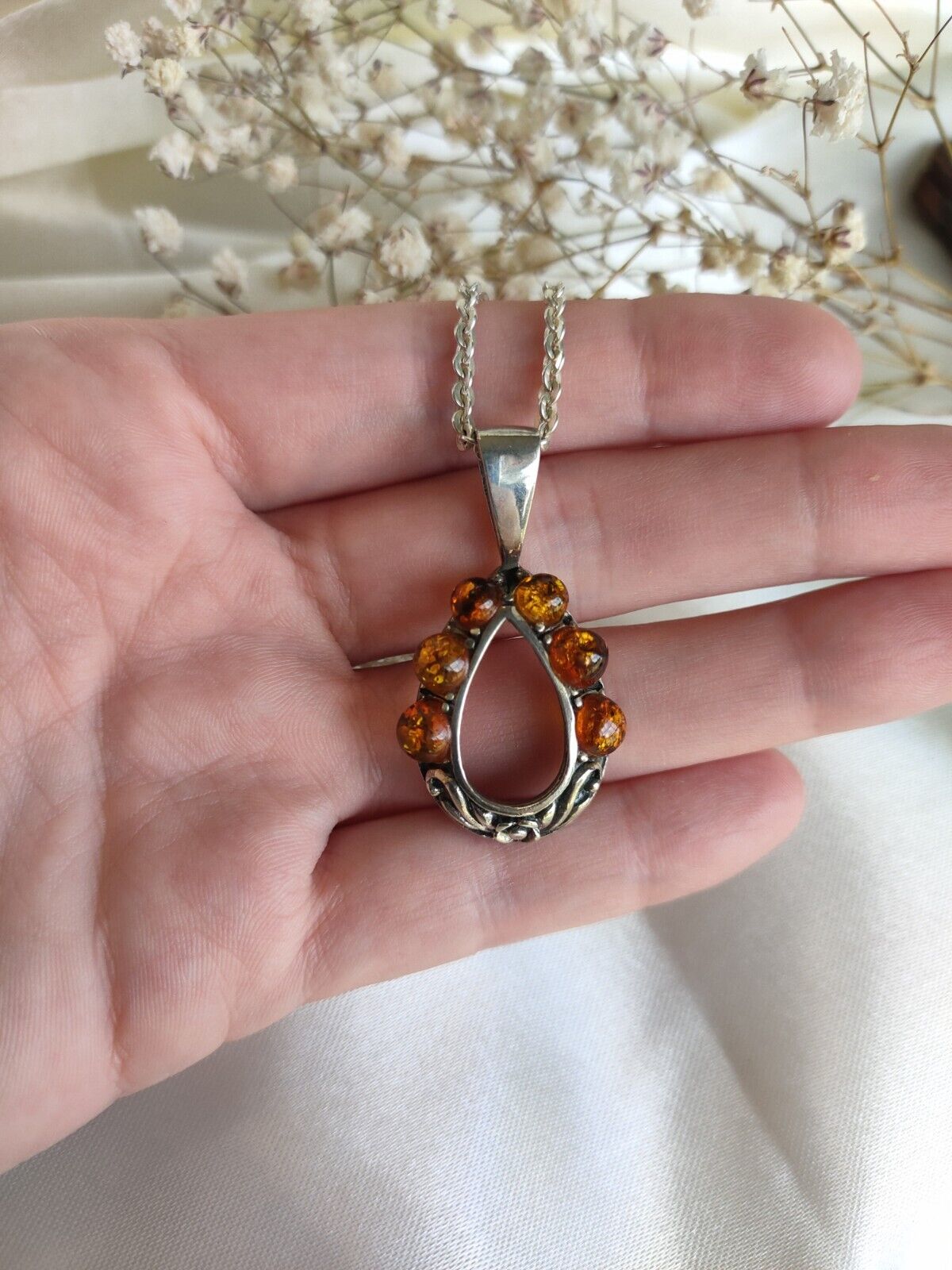 Vintage 925 Sterling Silver Floral Amber Tear Drop Pendant