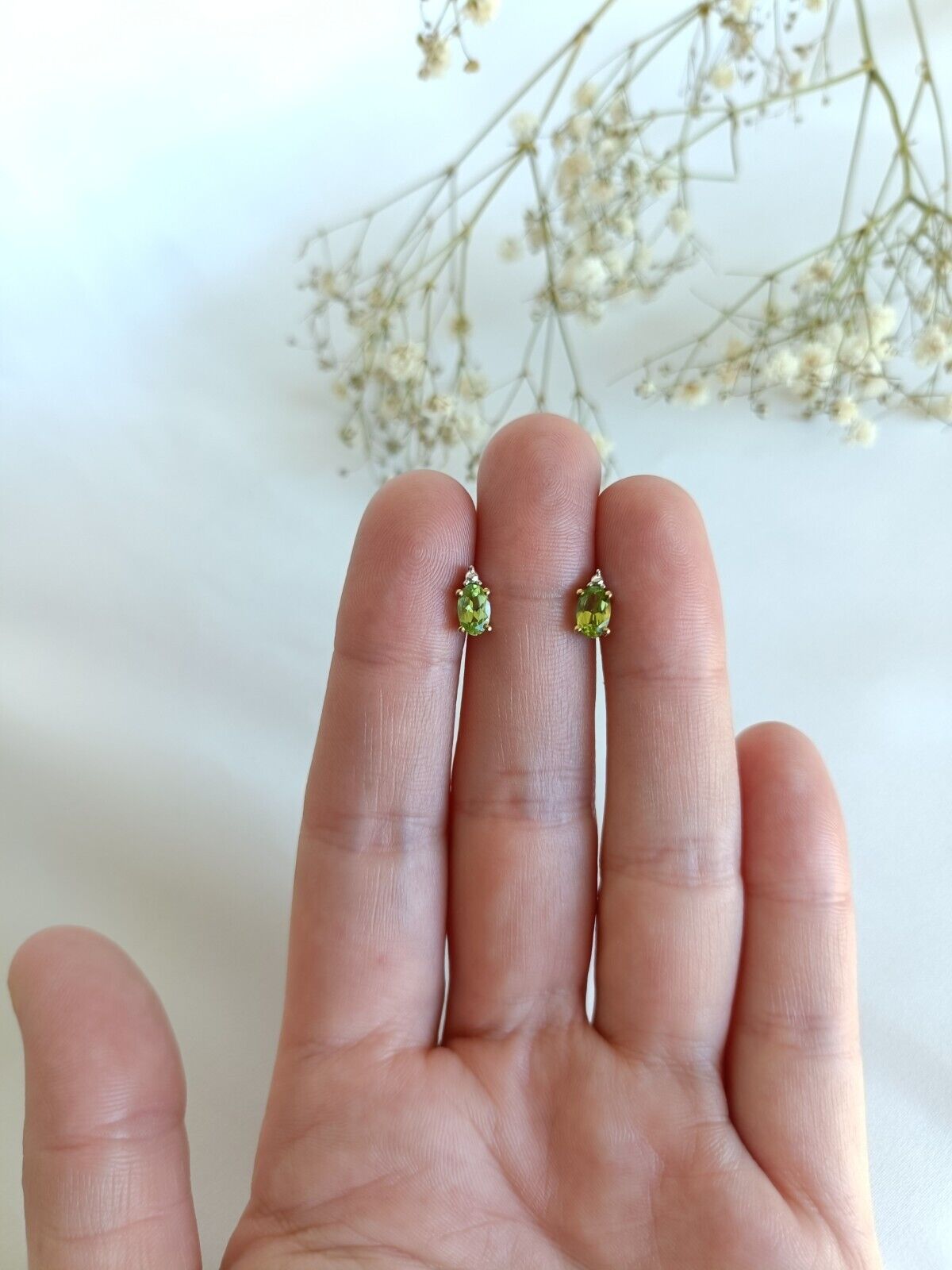 9ct Yellow Gold And Peridot Stud Earrings