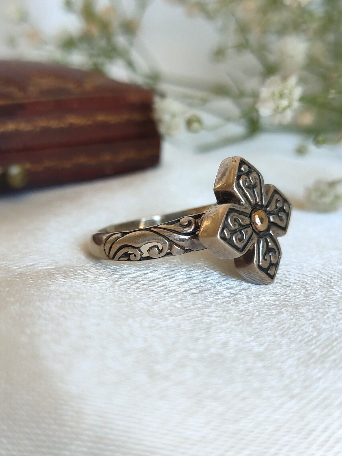 Beautiful 925 Sterling Silver & 18ct  Gold Cross Statement Ring Size N Or 7