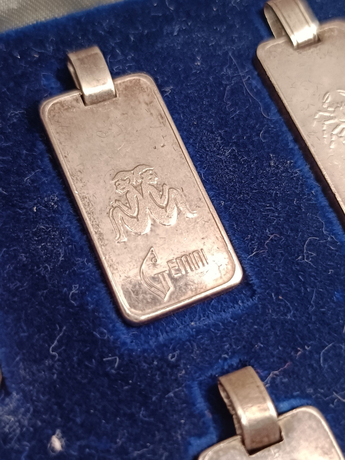 8872521