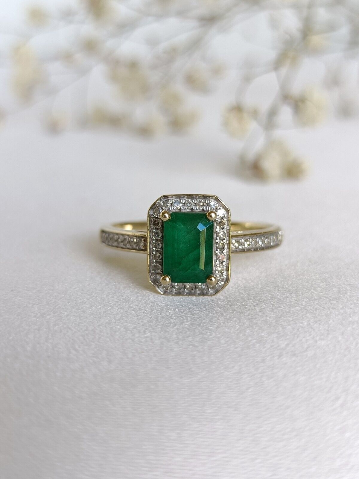 Contemporary 9ct Yellow Gold Natural Emerald & .15ct Diamond Ring Size 8 Or P