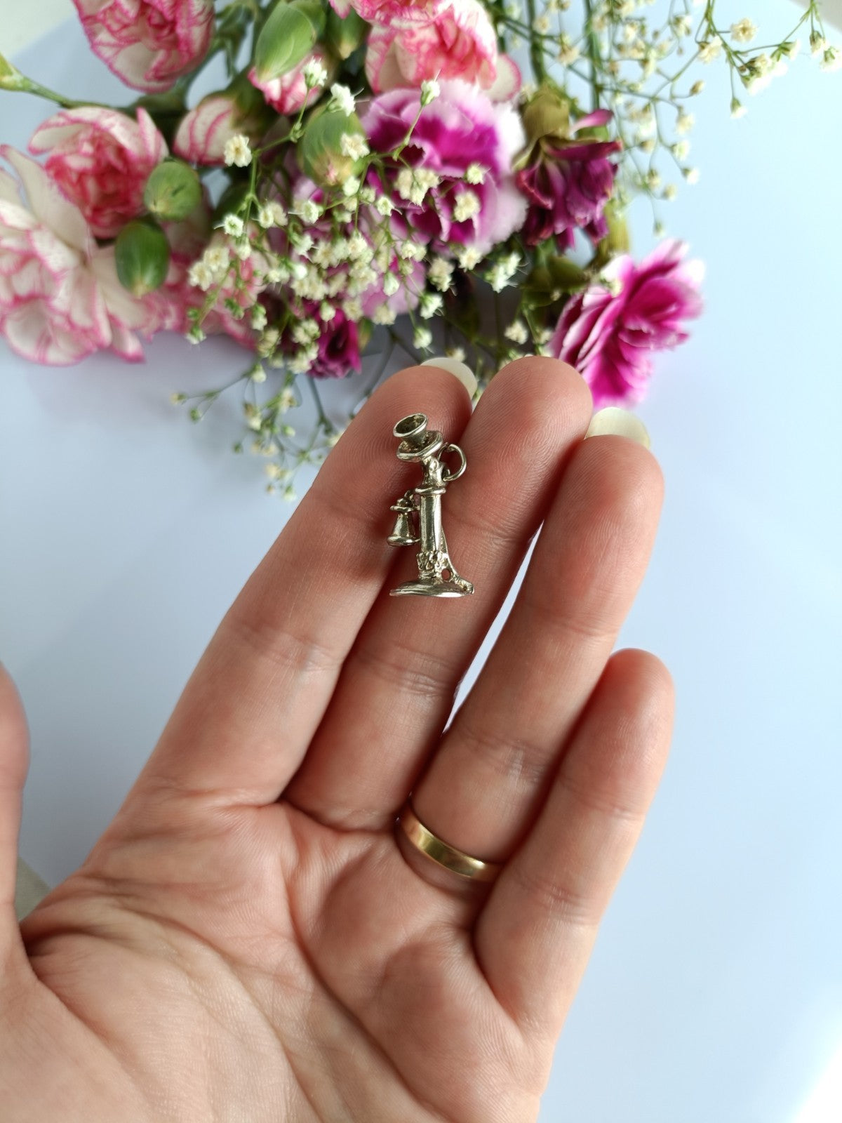 8068532