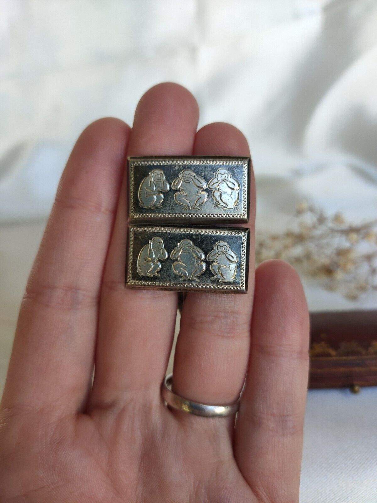 Vintage Oriental 950 sterling silver three wise monkeys Toggle cufflinks