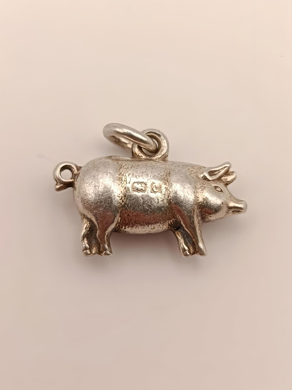 8866433