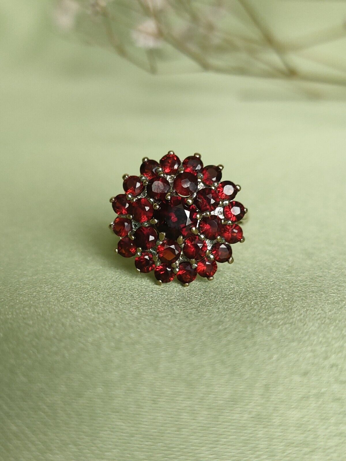 Vintage 1990 9ct Yellow Gold Almandine Garnet Bohemian Cluster Ring Size 7 1/4