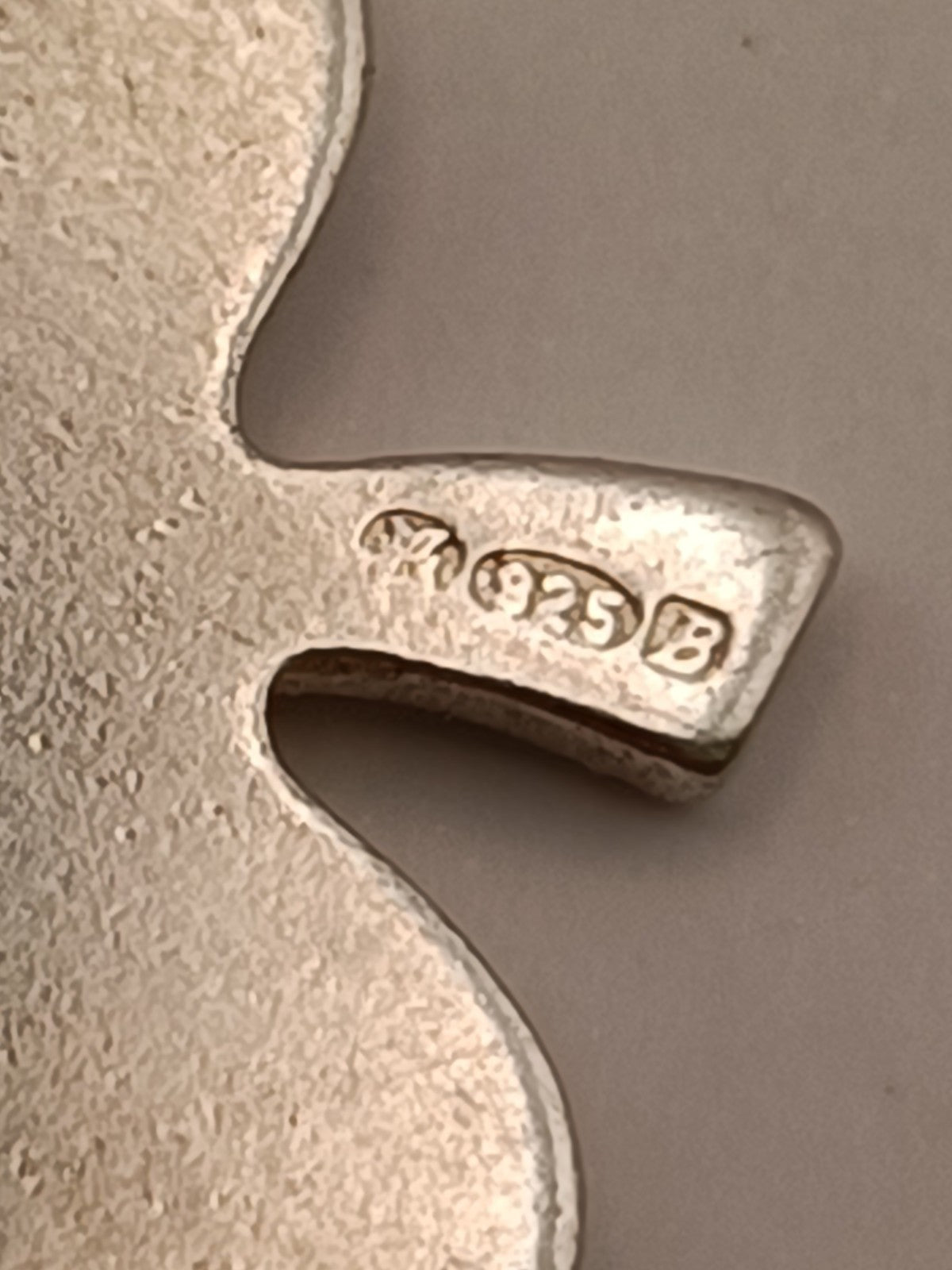 8592940
