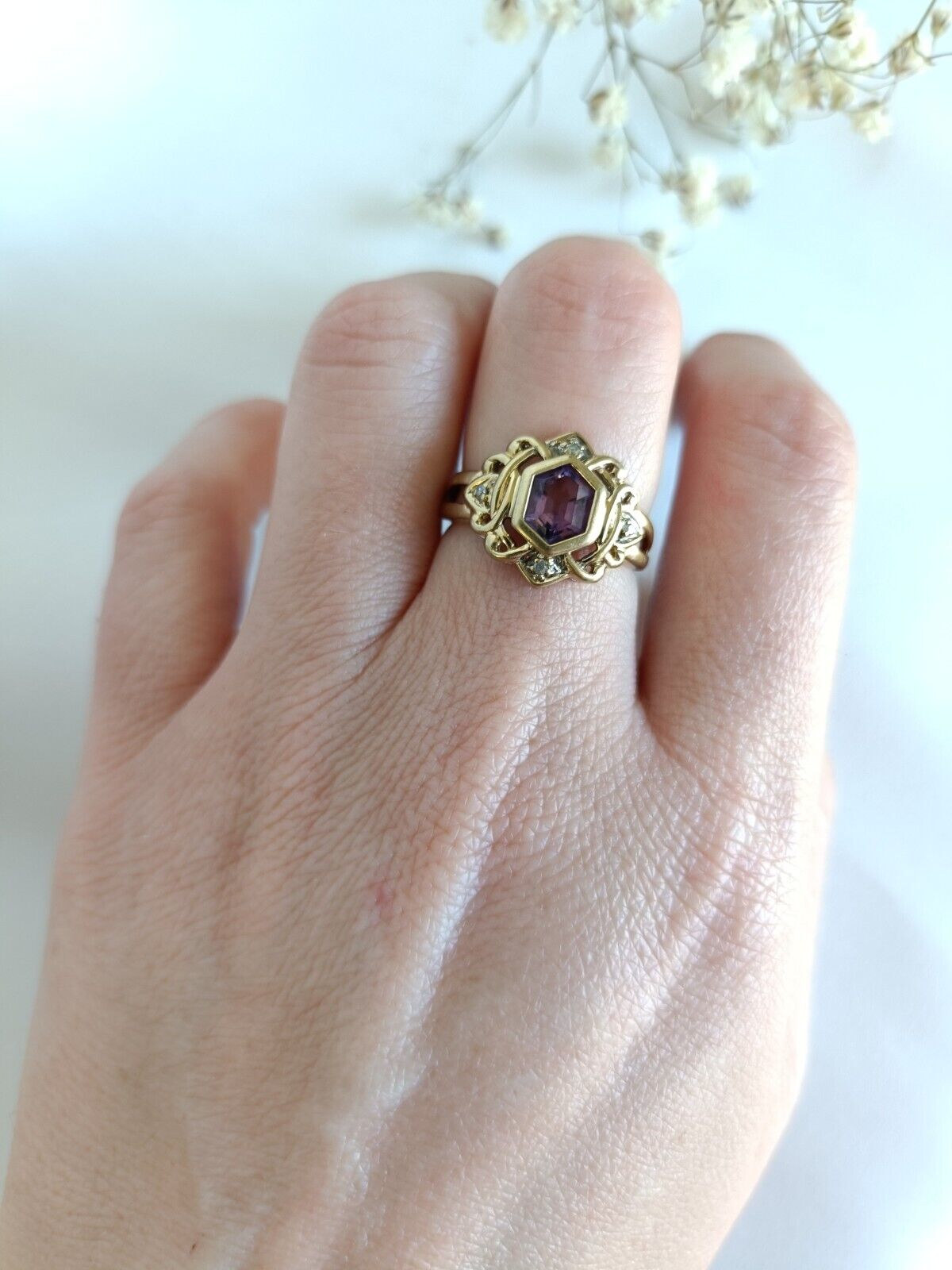 Contemporary 9ct Yellow Gold Amethyst & Diamond Ring Size 6 3/4 Or M 1/2