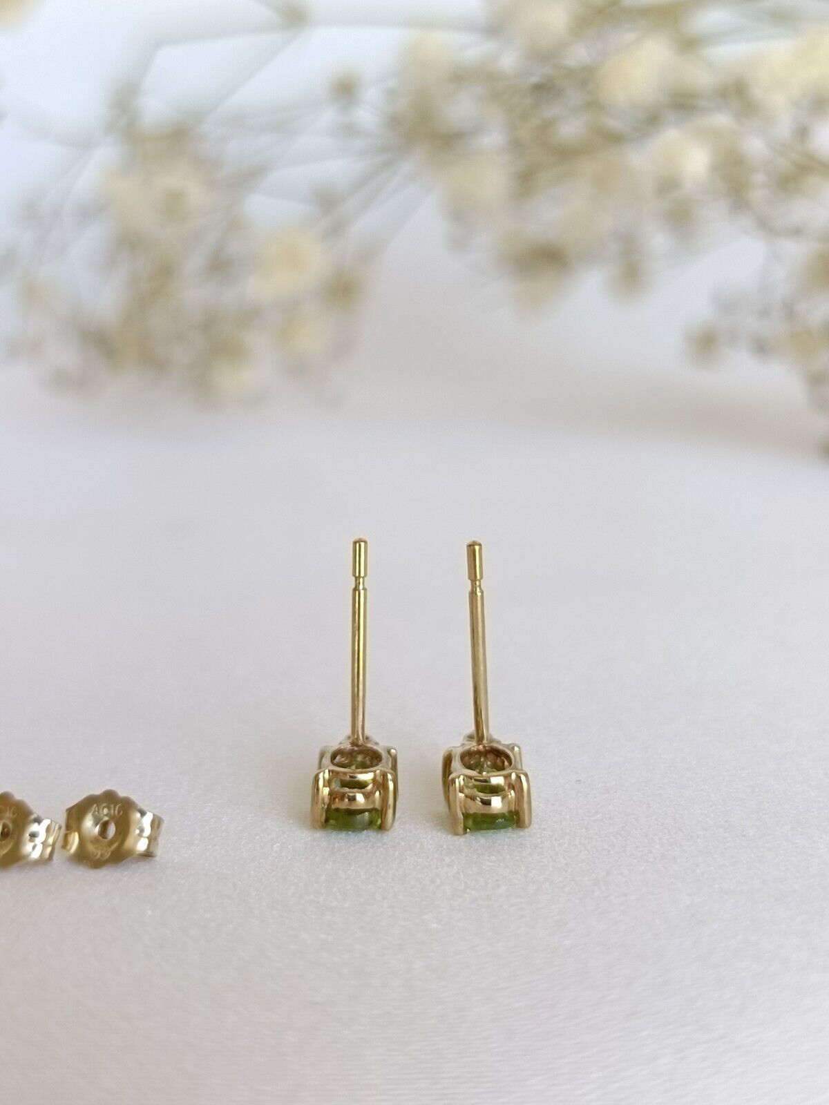 9ct Yellow Gold And Peridot Stud Earrings