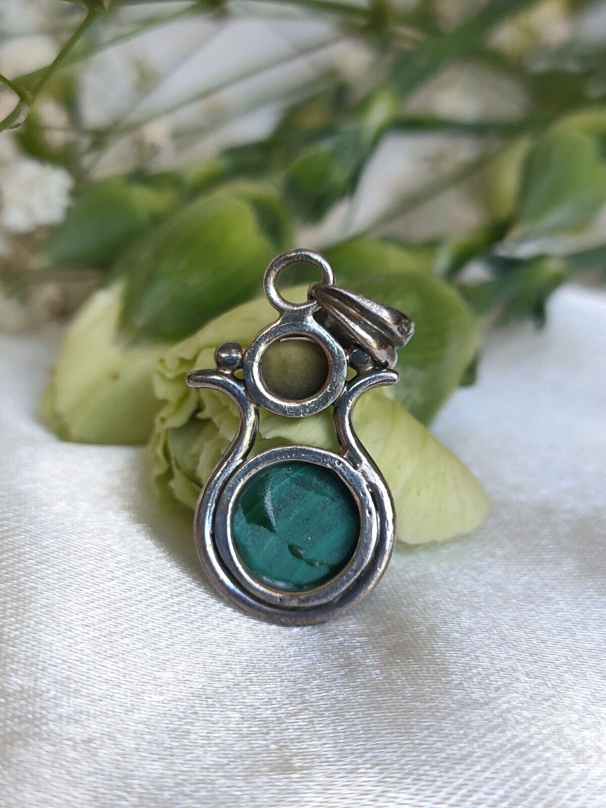 Vintage 925 Sterling Silver Malachite & Selenite Pendant