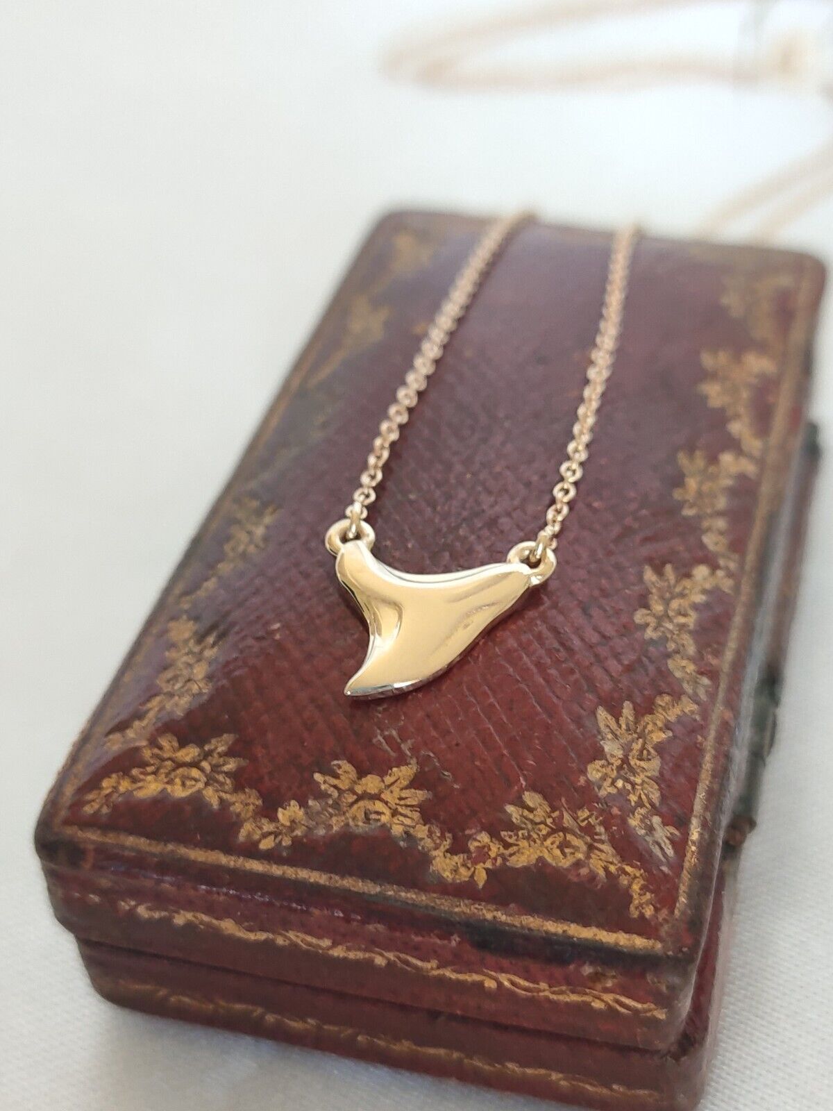 Ocean Rebel Designer 14ct Yellow Gold Shark Tooth Necklace 45cm Adjustable