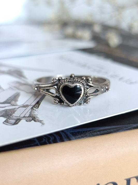 Vintage 925 Sterling Silver & Black Enamel Heart Ring Size 7.5 Or O