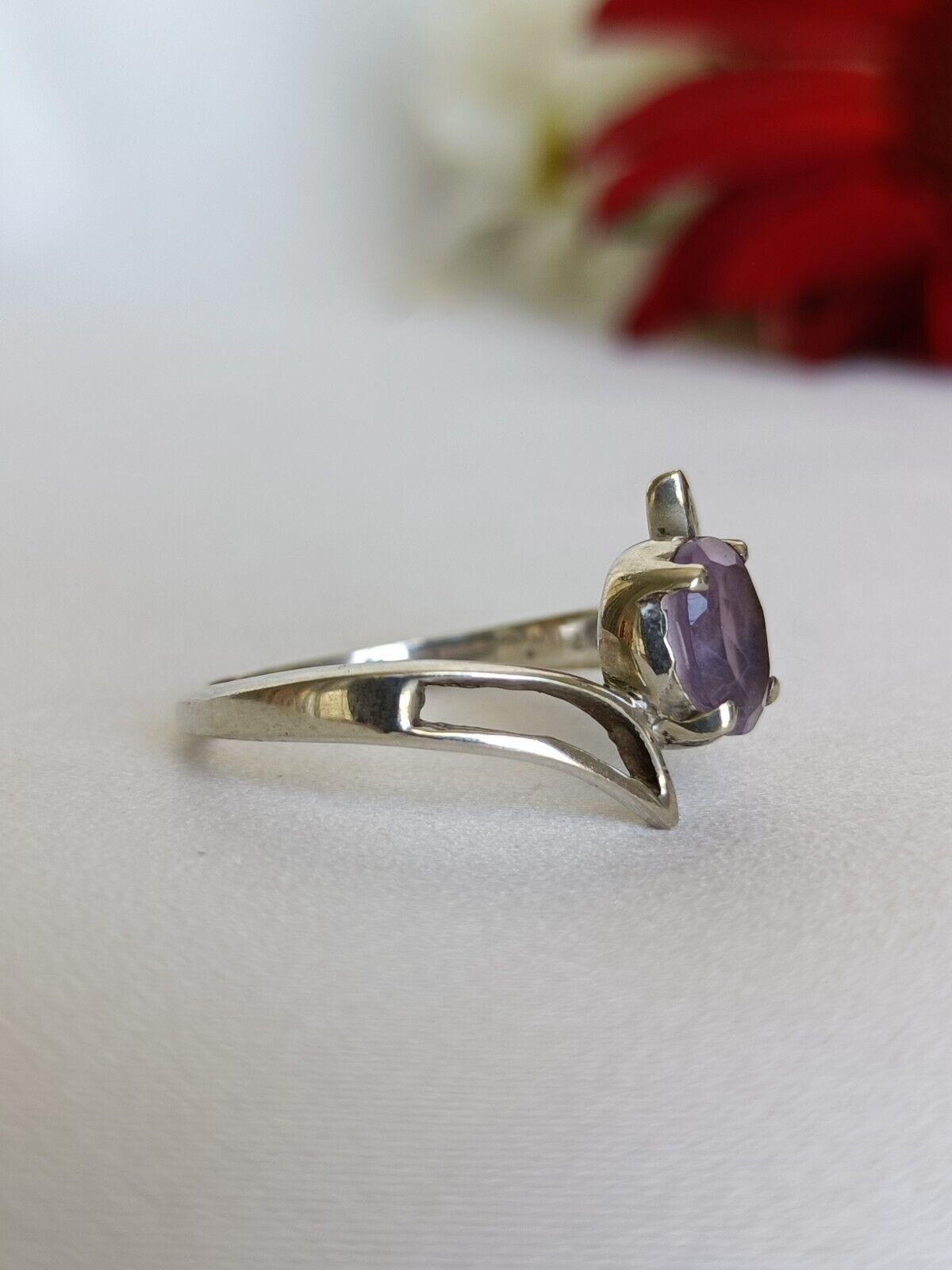 925 Sterling Silver & Amethyst  Ring Size 8 3/4 Or Q 1/2