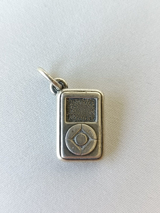 Retired James Avery 925 Sterling Silver Y2K Ipod Charm