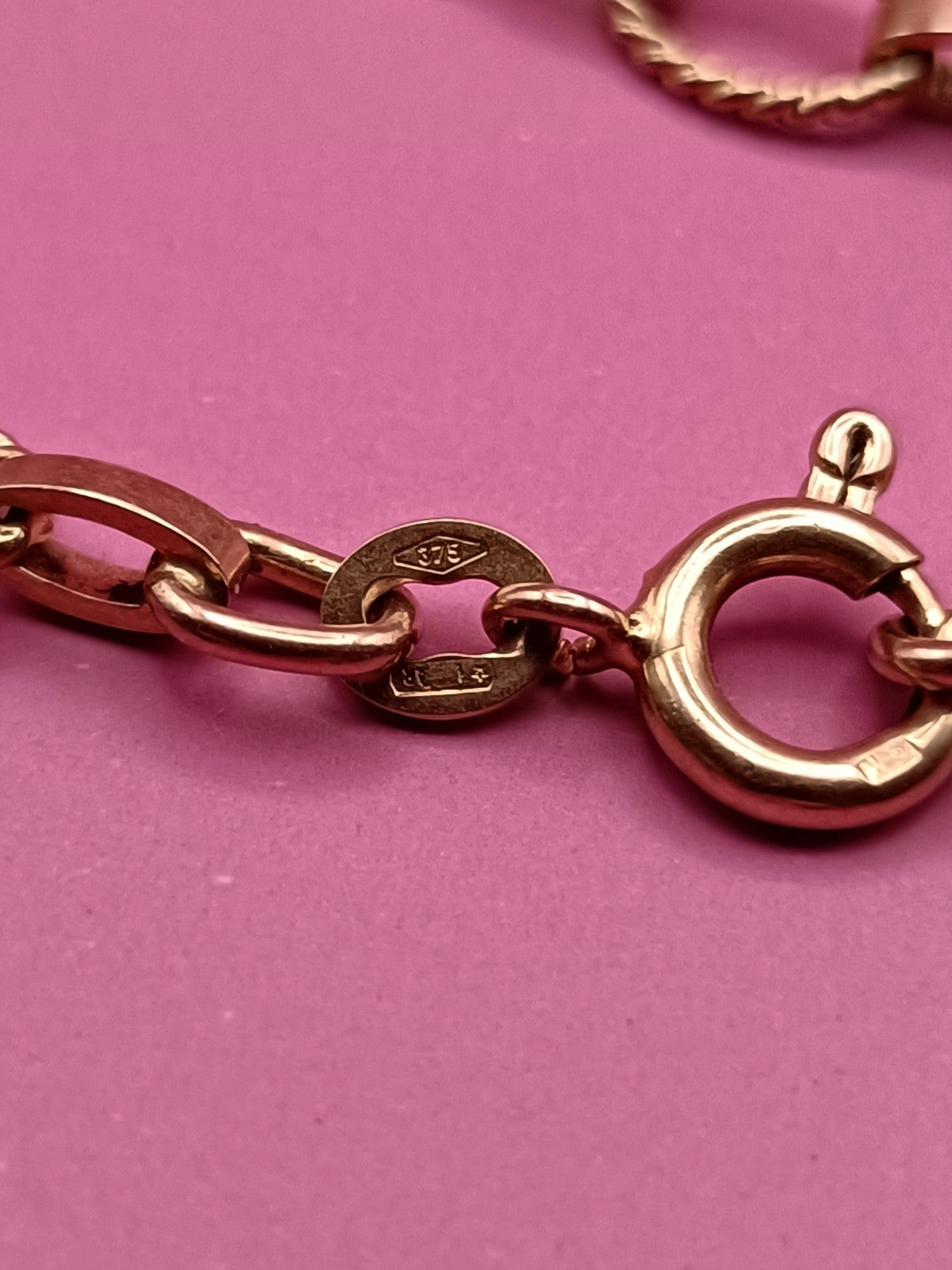8685539