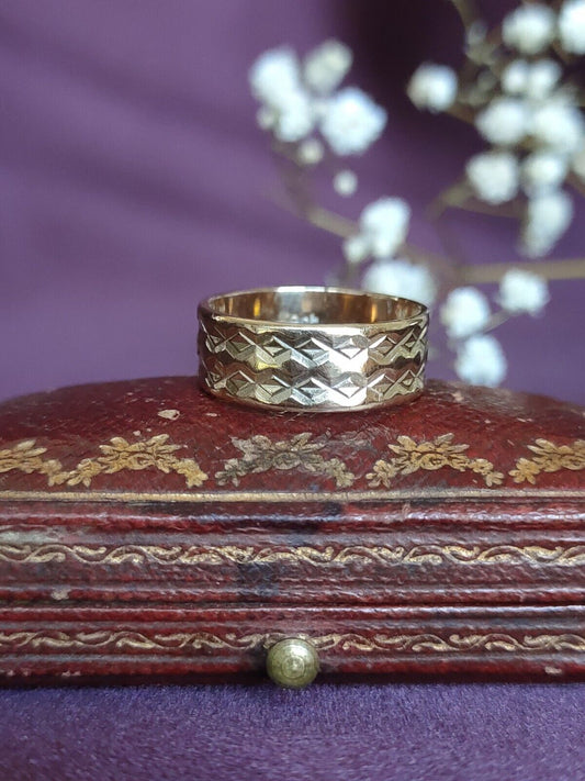 Vintage Australian 9ct Yellow Gold Wide Etched Detailed Band Ring Size 5.5 Or K