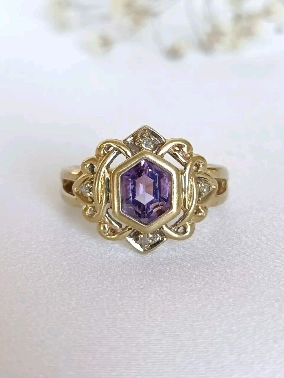 Contemporary 9ct Yellow Gold Amethyst & Diamond Ring Size 6 3/4 Or M 1/2