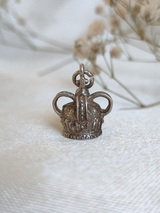 Vintage 925 Sterling Silver Crown Charm Or Pendant