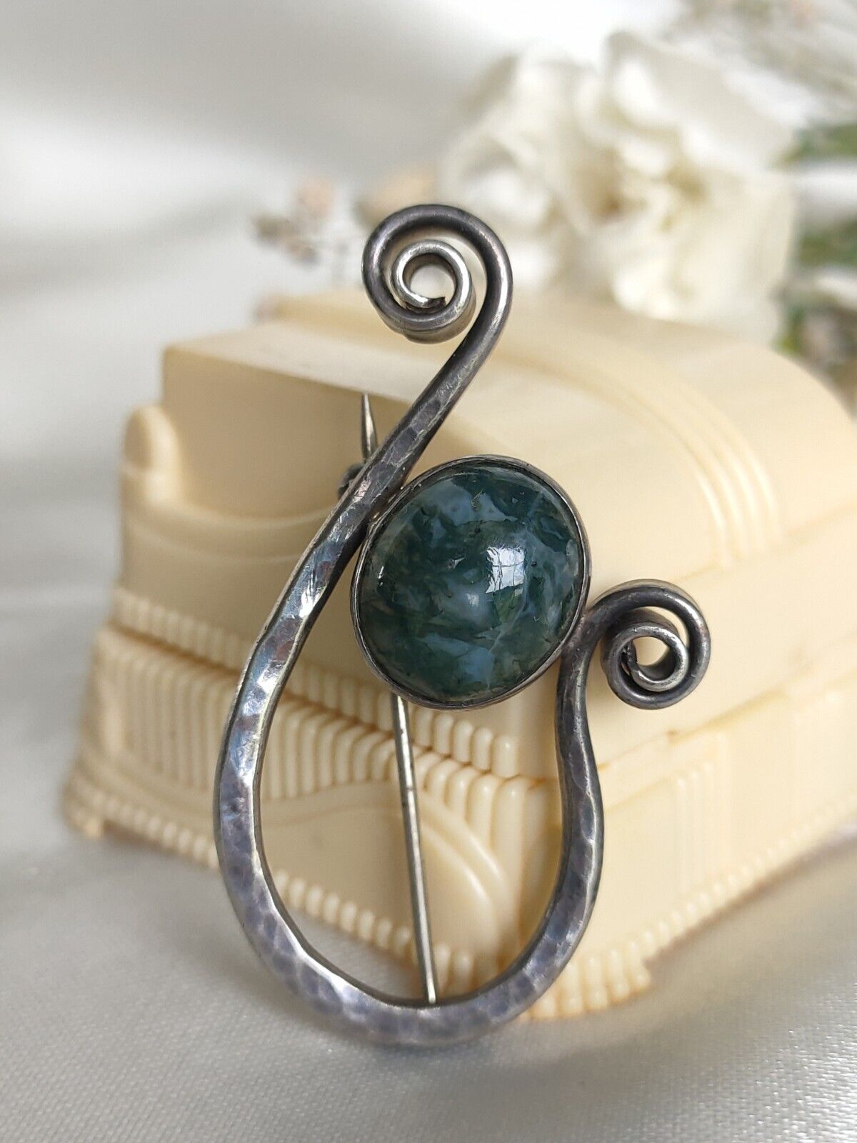 Antique Handcrafted Sterling Silver & Moss Agate Brooch Or Pin