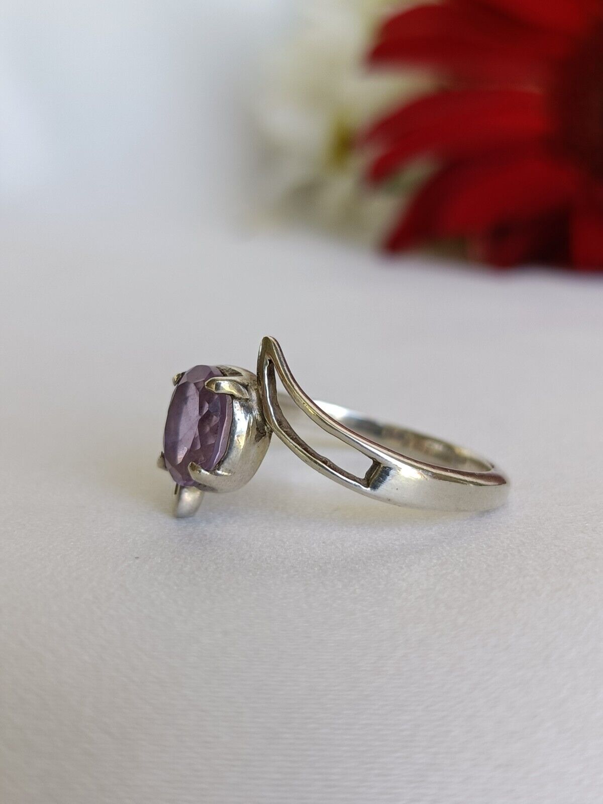 925 Sterling Silver & Amethyst  Ring Size 8 3/4 Or Q 1/2