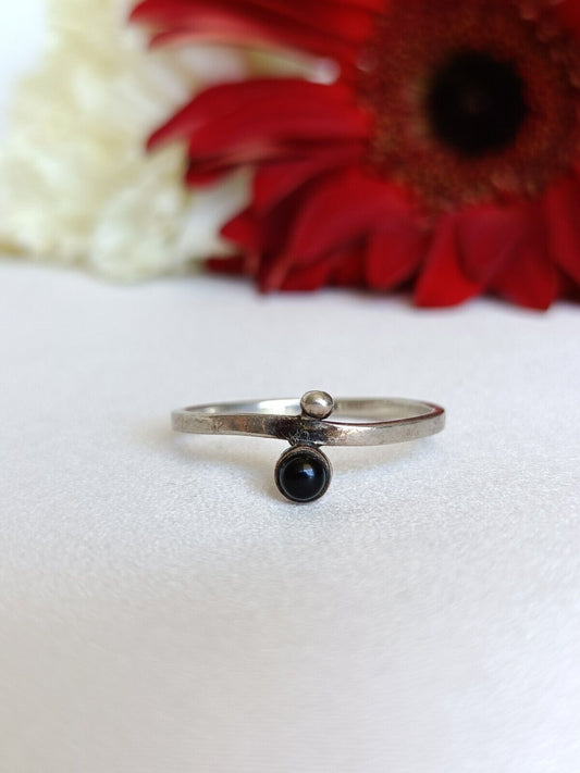 925 Sterling Silver Dainty Black Onyx Band Ring Size US 7 Or N UK