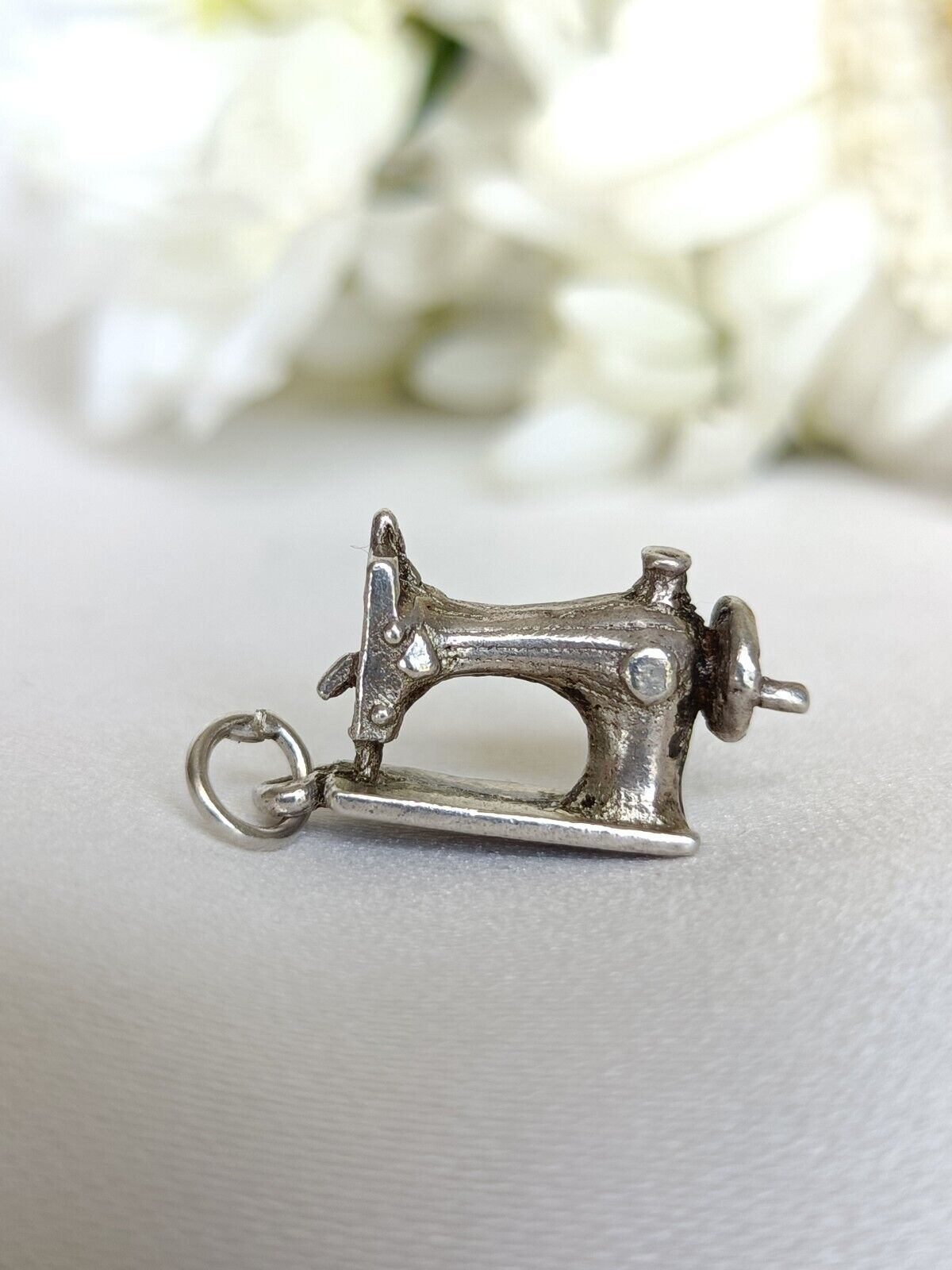 Vintage Sterling Silver Singer Sewing Machine Charm Or Pendant