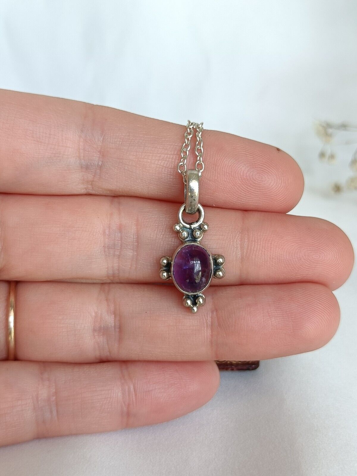 Vintage 925 Sterling Silver Cabachon Amethyst Bubble Detailed Pendant