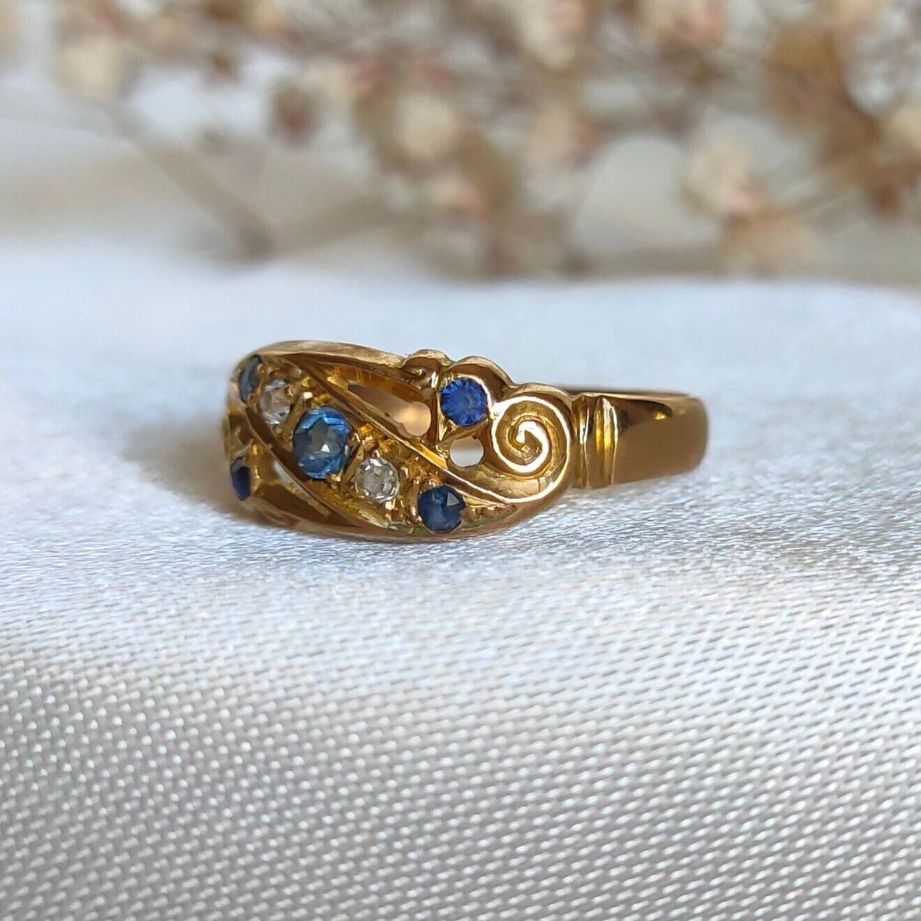 Antique chester 1919 18ct  Gold  ceylon Sapphire & Diamond Dress Ring Size 7 1/2 Or O