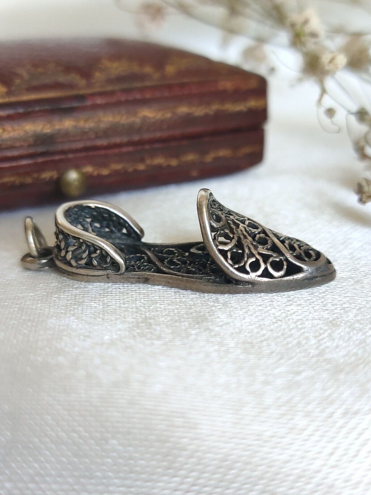 Vintage 925 Sterling Silver Filigree Shoe Pendant Or Charm