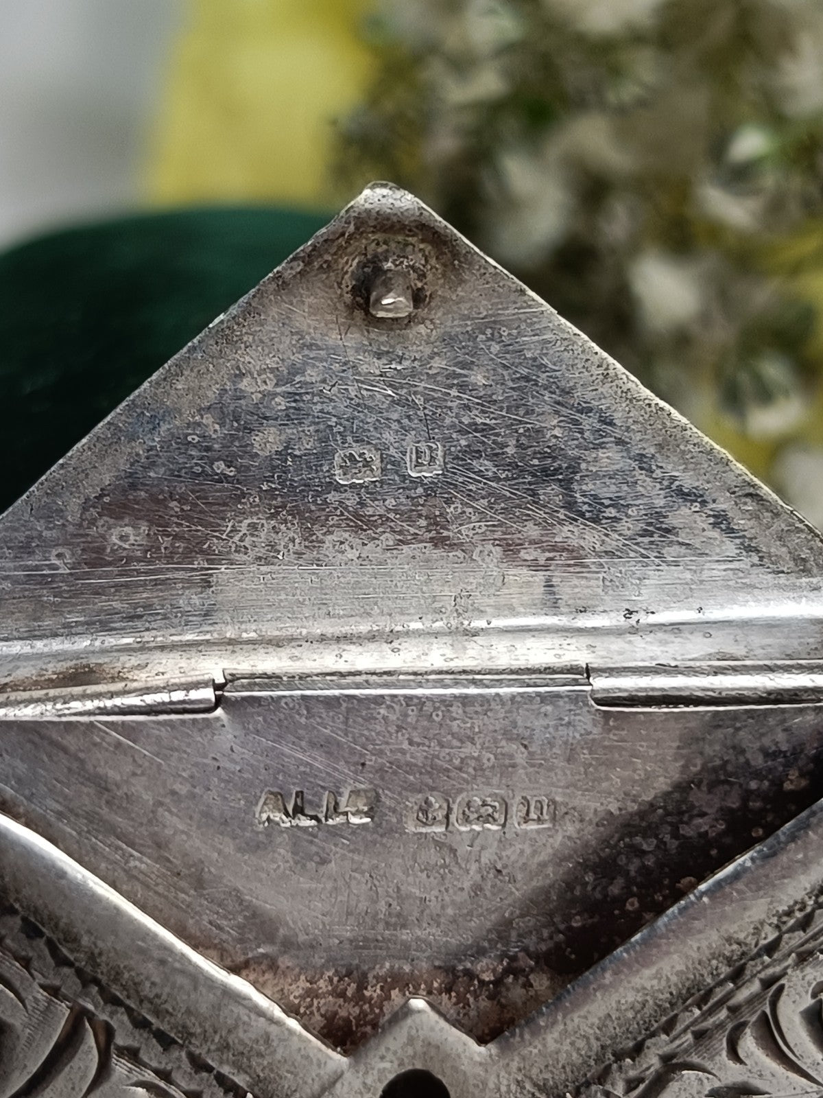 7186665