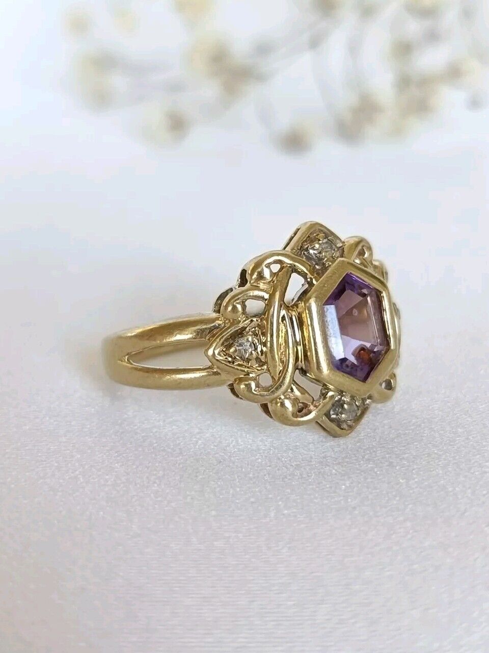 Contemporary 9ct Yellow Gold Amethyst & Diamond Ring Size 6 3/4 Or M 1/2