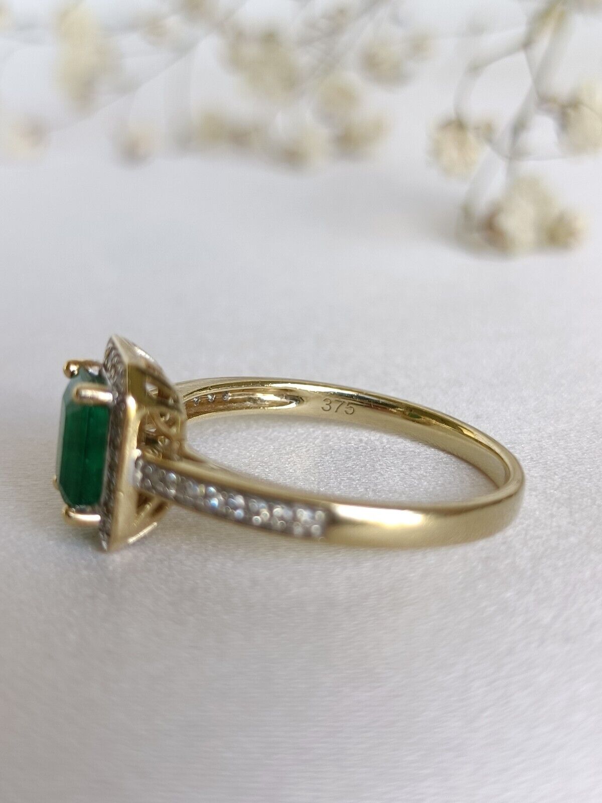 Contemporary 9ct Yellow Gold Natural Emerald & .15ct Diamond Ring Size 8 Or P