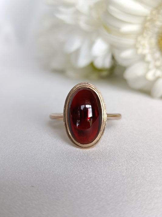 Antique 1900-1920c 9ct Gold and cabochon pyrope garnet solitaire ring size 7 1/4 US or N 1/2 UK