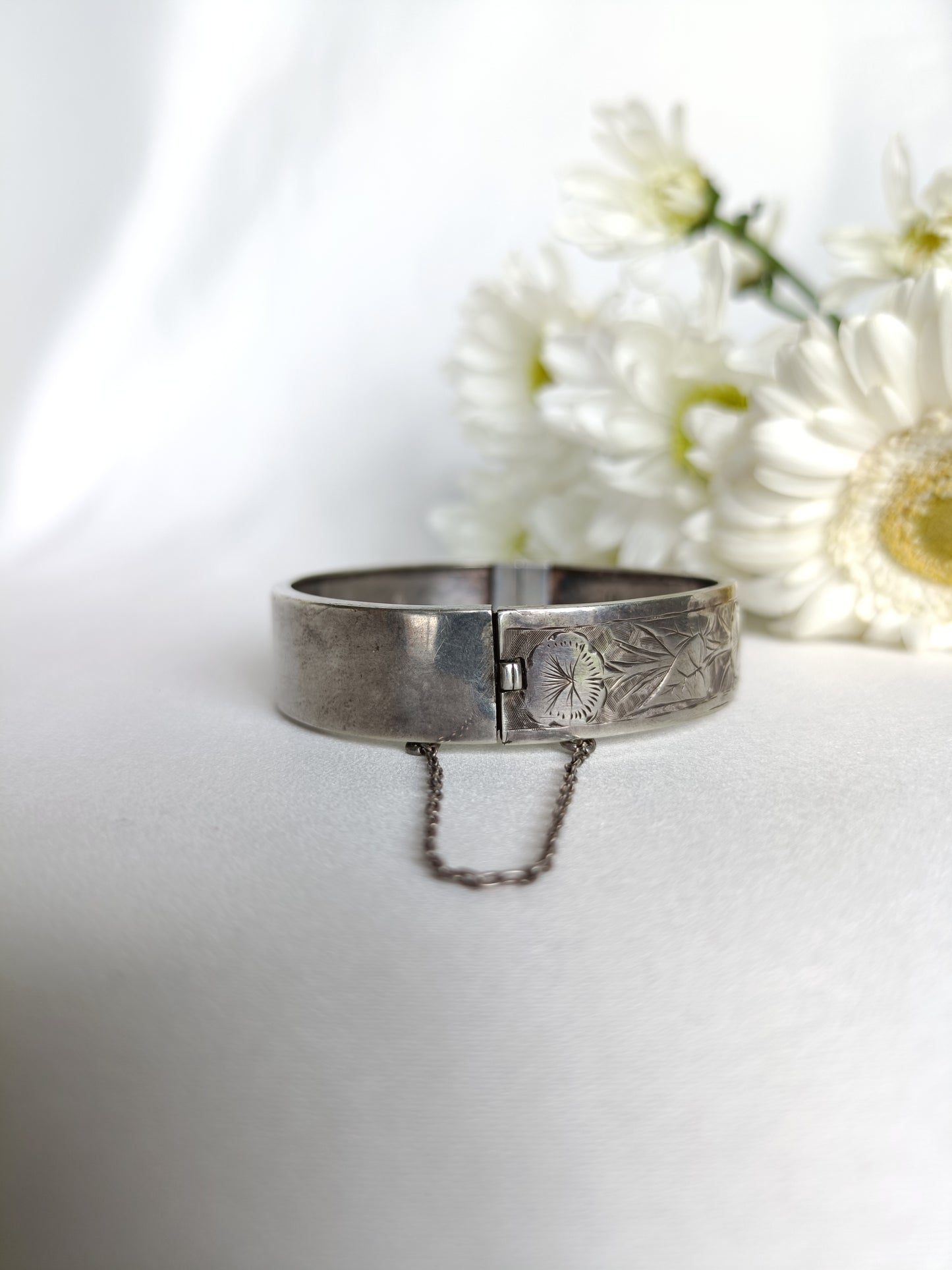 Antique 1883c sterling silver floral morning glory engraved bangle by James Fenton