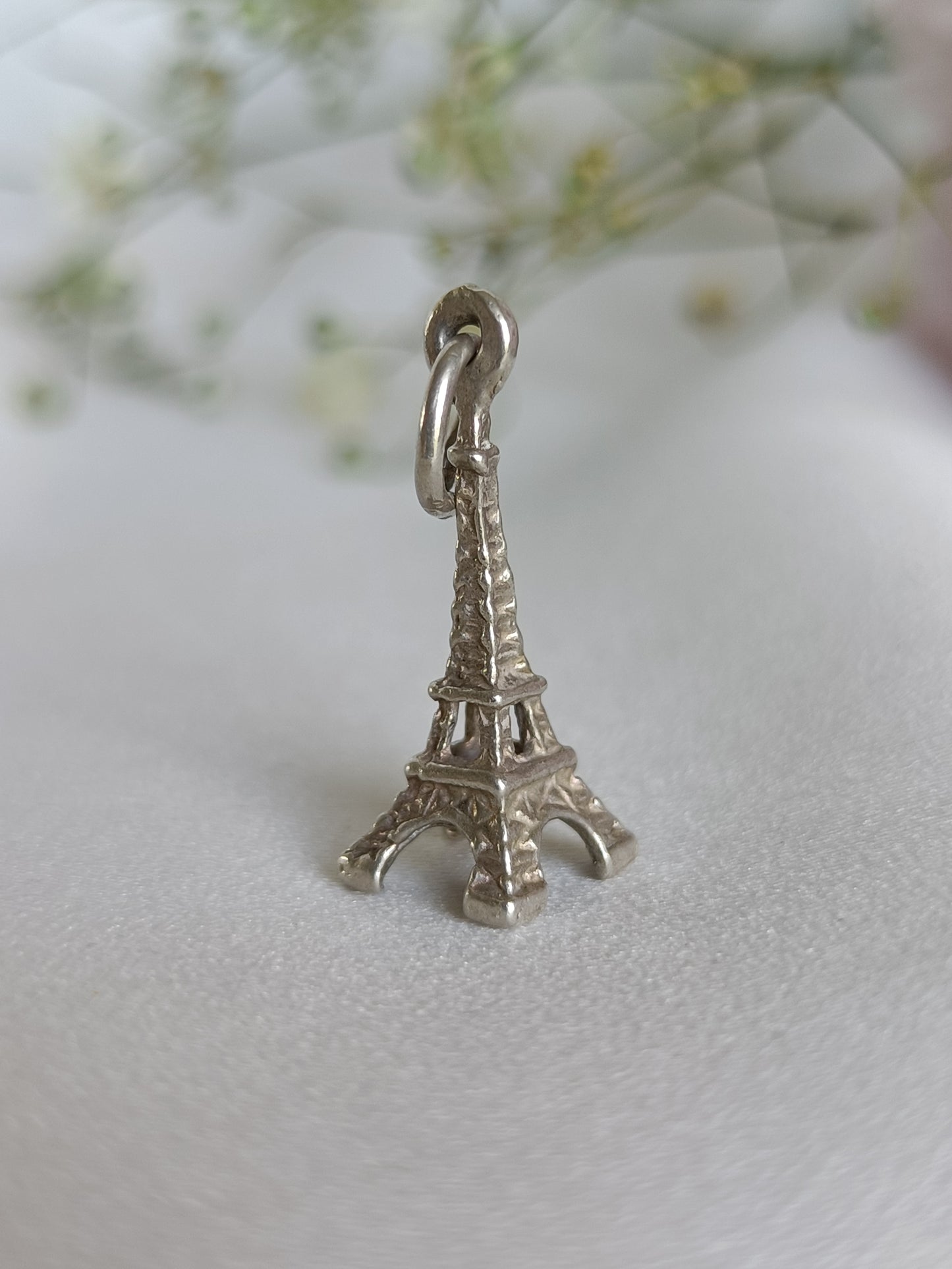 Vintage 925 sterling silver Eiffel Tower travel charm or small pendant