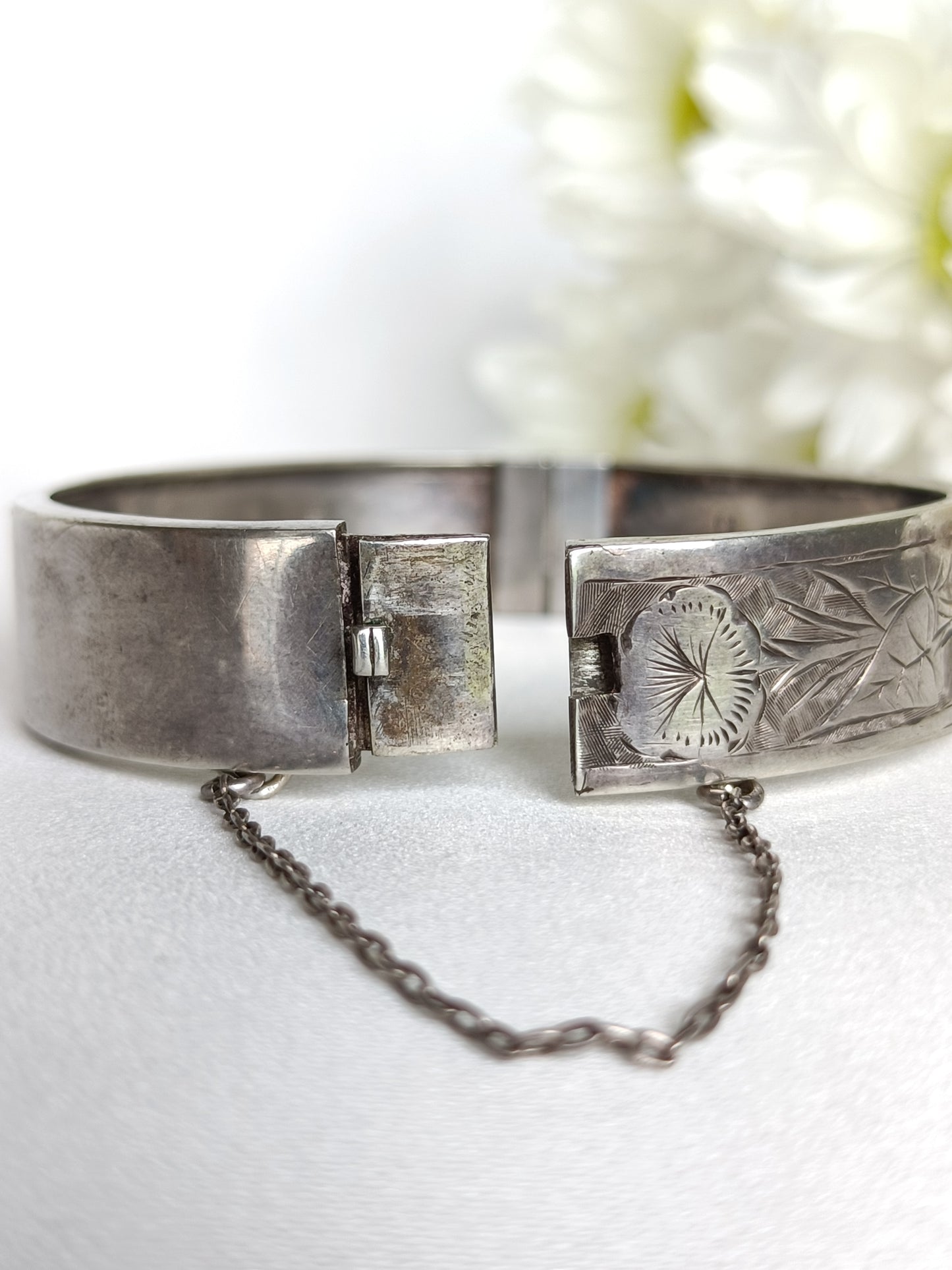 Antique 1883c sterling silver floral morning glory engraved bangle by James Fenton