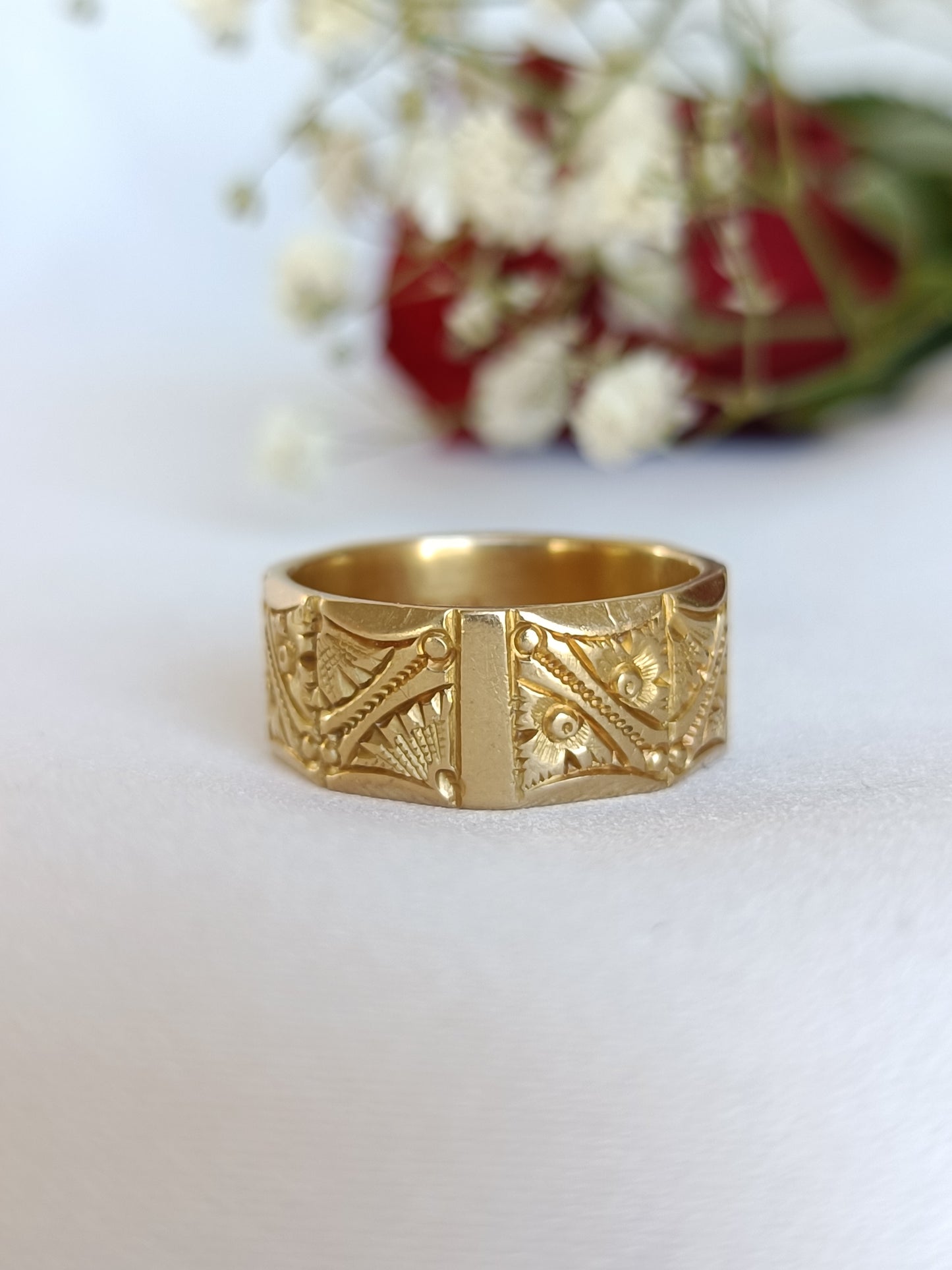 Antique Australian 18ct gold patterned wide band ring by Stuart Dawson & Co