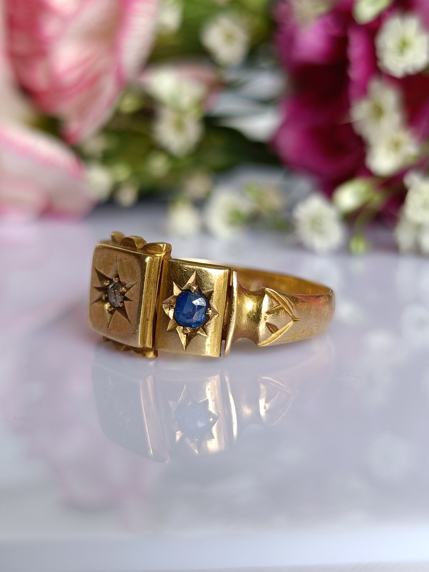 Antique 1901 18ct Gold Chester Assayed Diamond & Sapphire Flush Star Set Ring