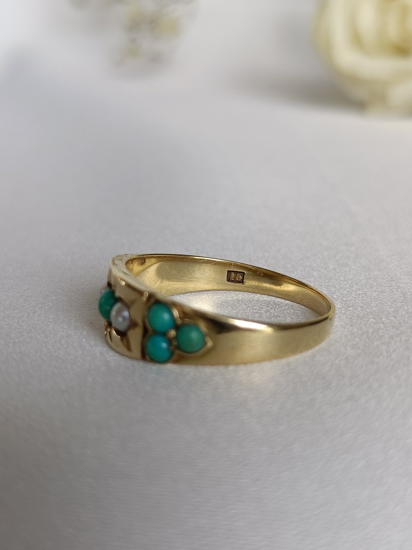 Antique 15ct Gold Star Set Turquoise & Seed Pearl Gypsy ring