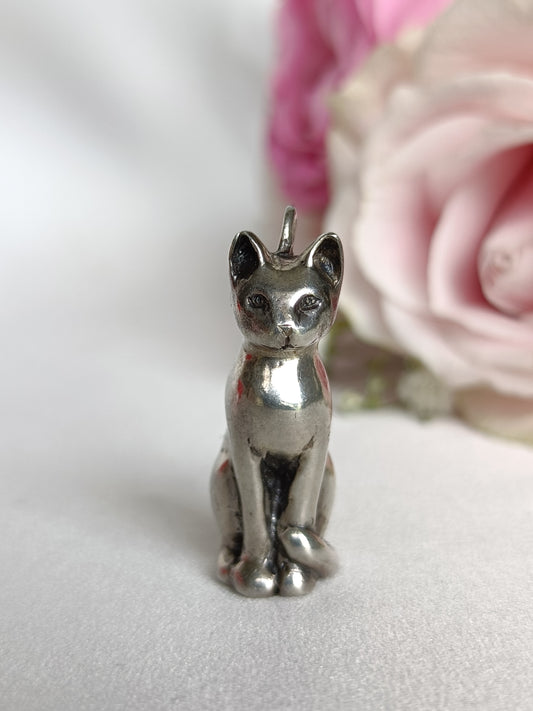 Vintage heavy Sterling silver cat pendant