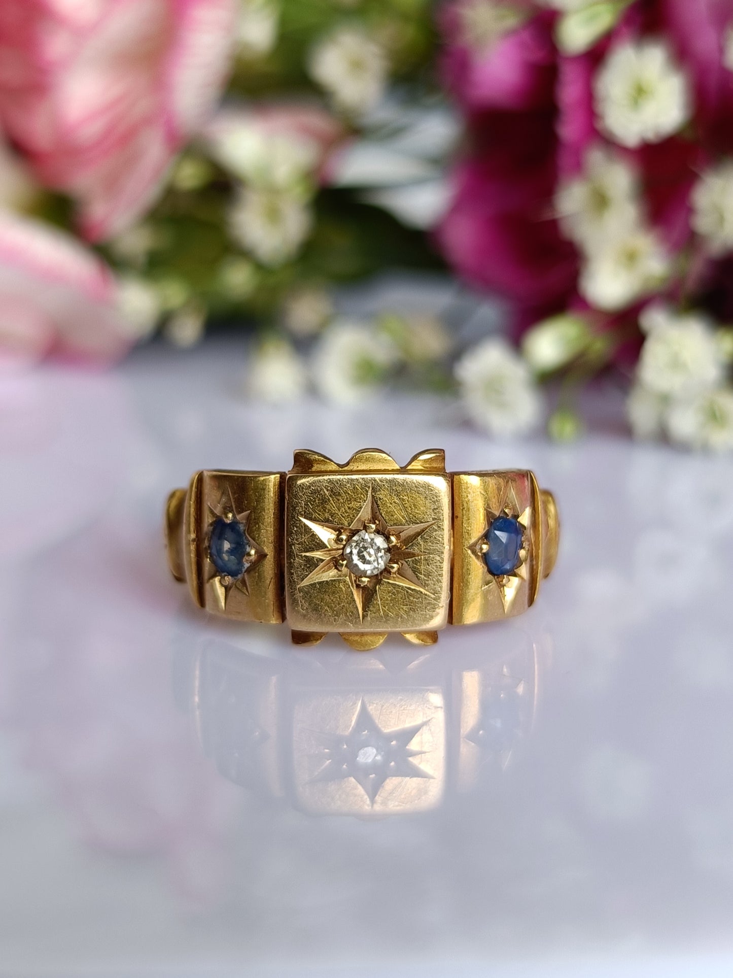 Antique 1901 18ct Gold Chester Assayed Diamond & Sapphire Flush Star Set Ring