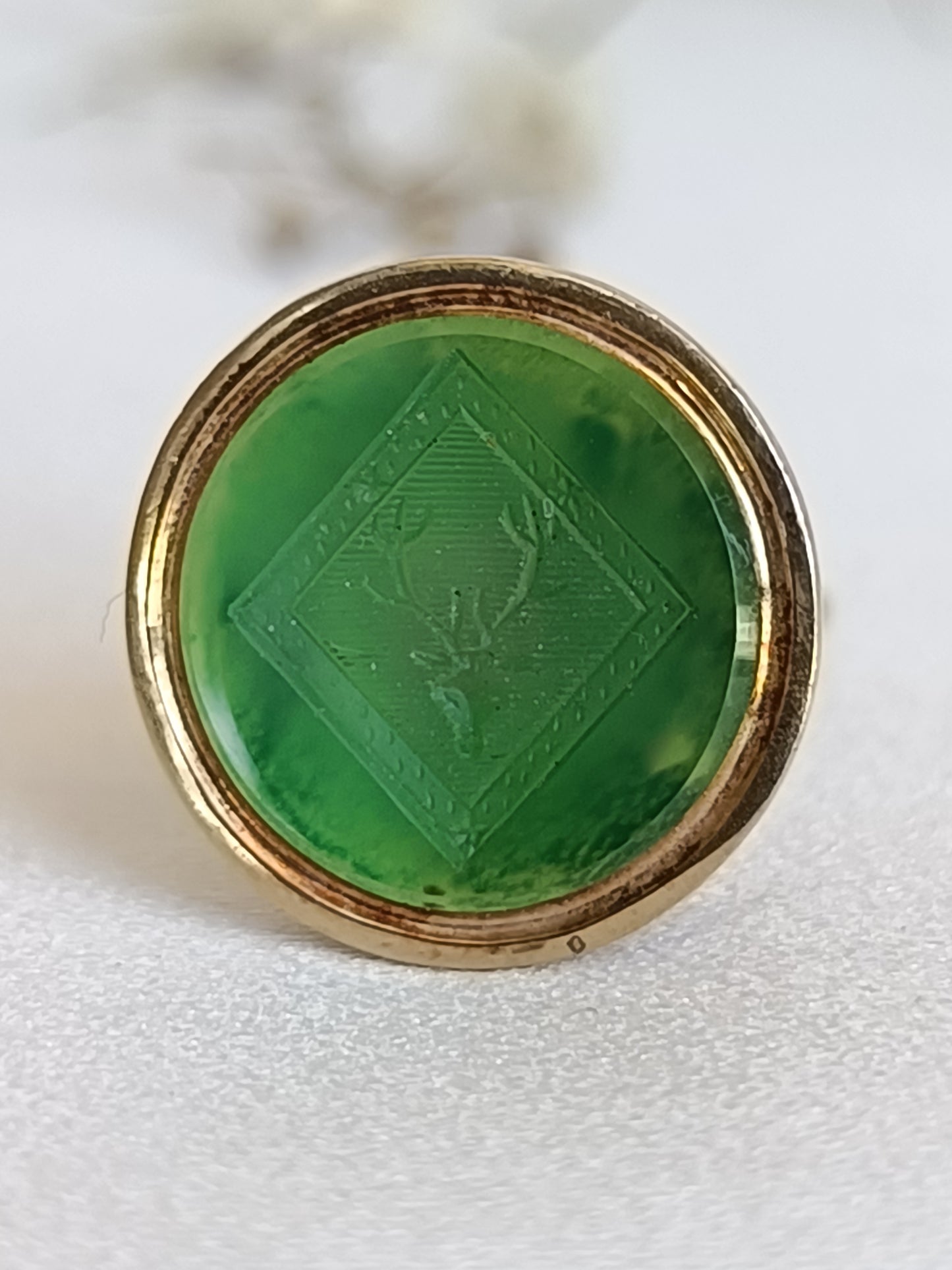 Vintage 9ct yellow gold & chrysoprase seal fob charm or pendant